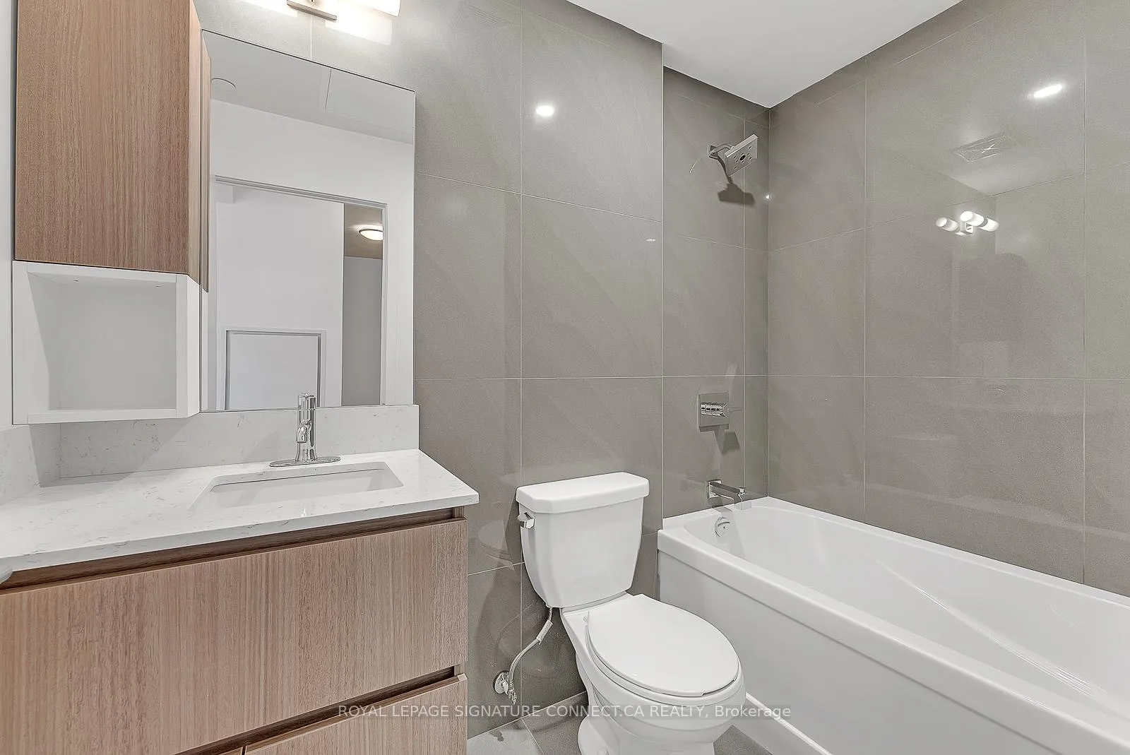Photo 5 of Unit 1201, 45 Baseball Place, Toronto, South Riverdale — HOMEH