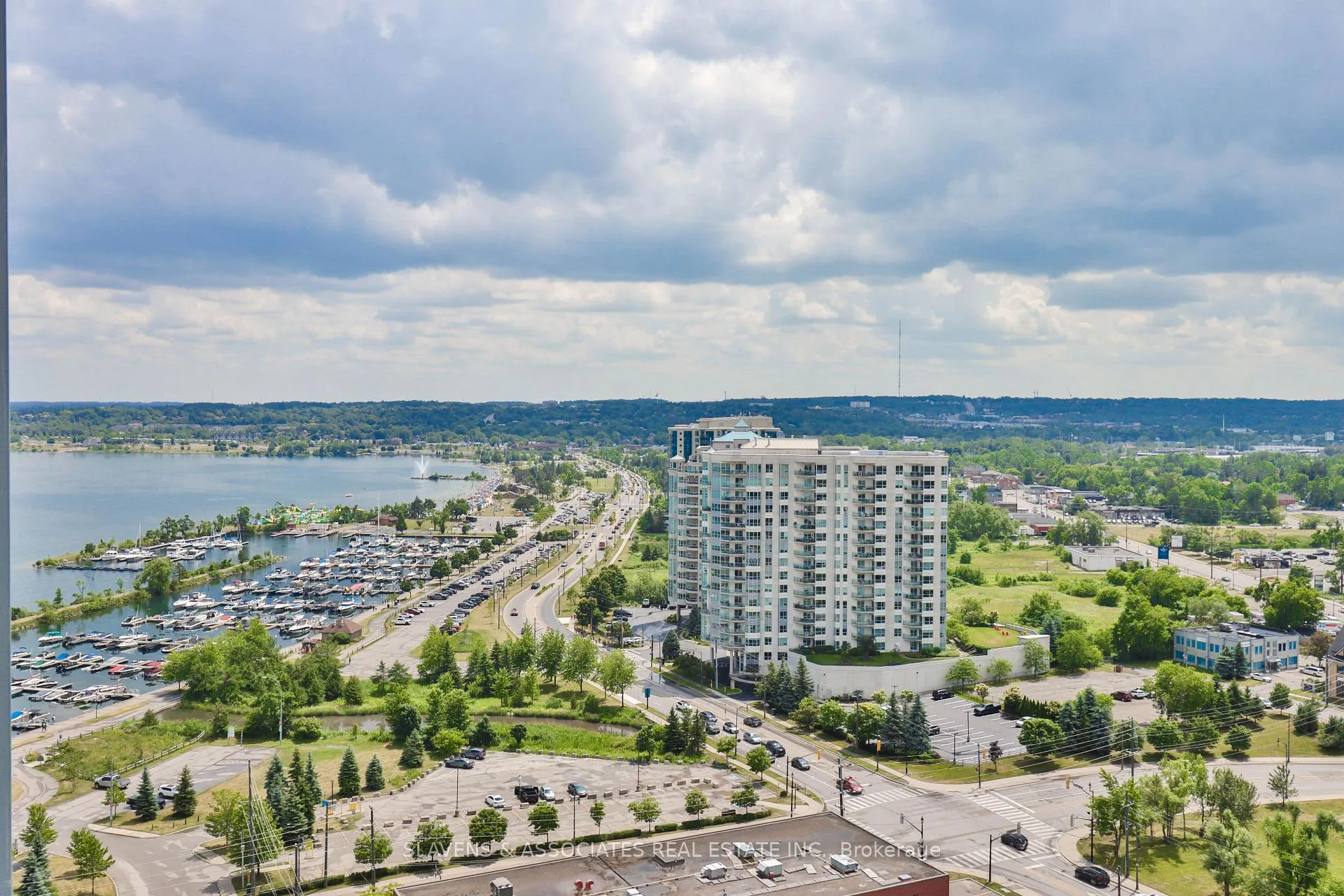 Photo 20 of Unit 1711, 39 Mary Street, Barrie, City Centre — HOMEH
