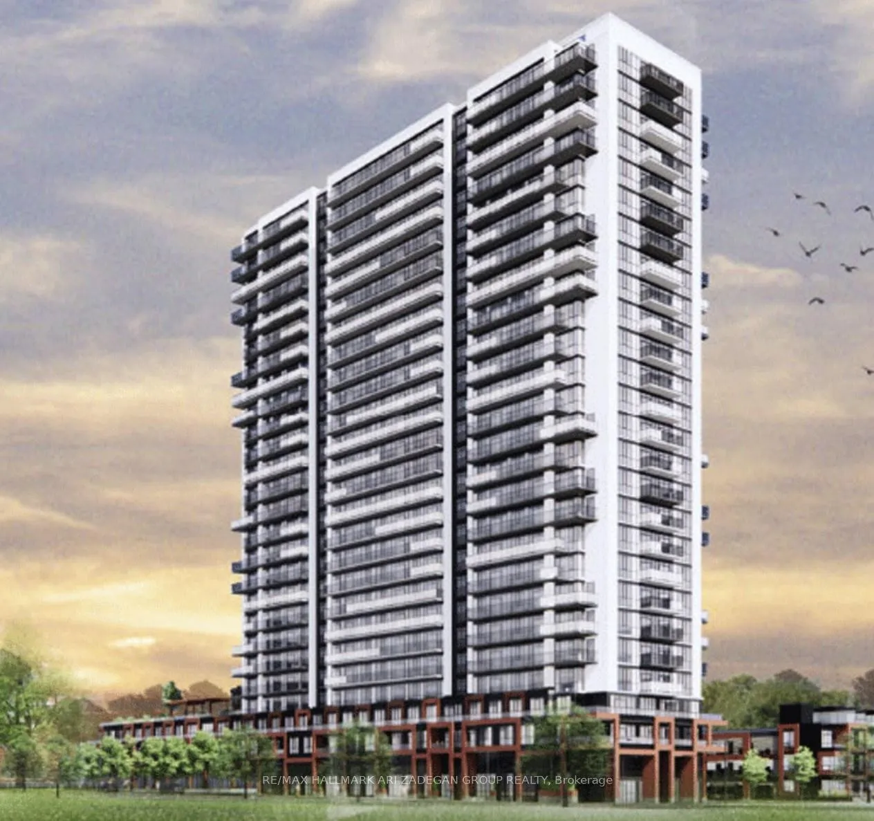 Front of Unit 338, 2545 Simcoe Street N