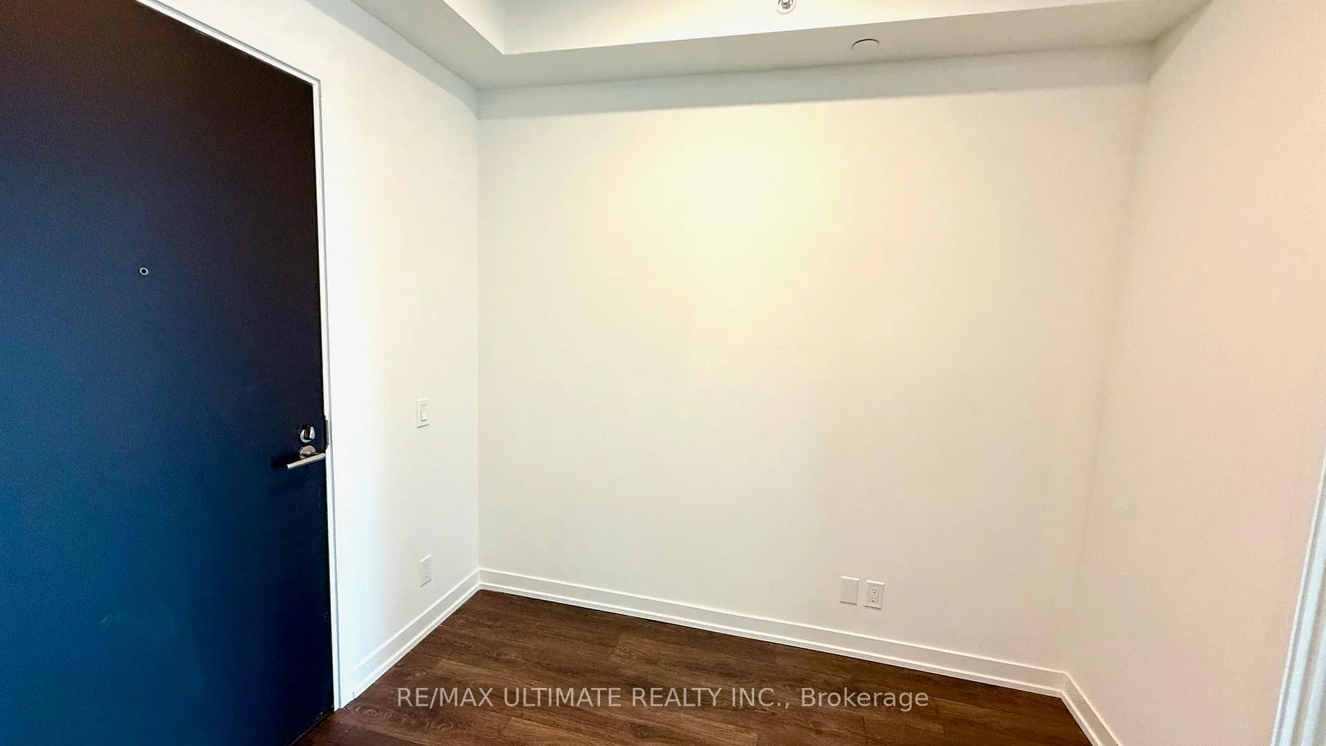 Photo 5 of Unit 2810, 39 Mary Street, Barrie, City Centre — HOMEH