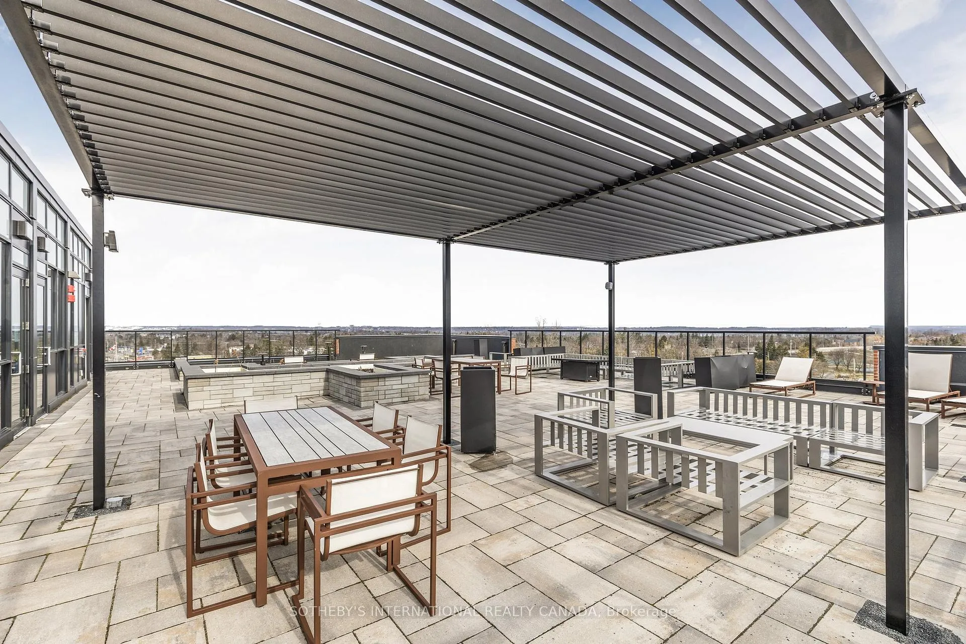 Photo 22 of Unit 302, 681 Yonge Street, Barrie, Painswick South — HOMEH