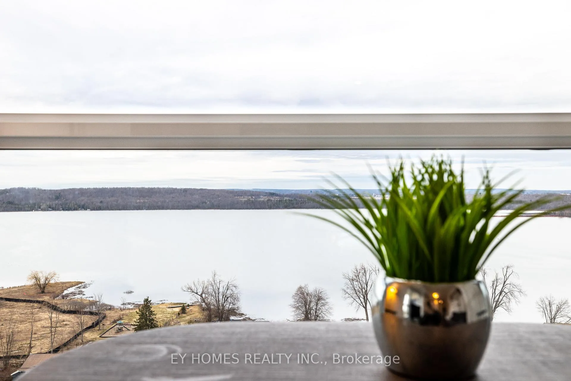 Photo 16 of Unit 905, 56 Lakeside Terrace, Barrie, Little Lake — HOMEH