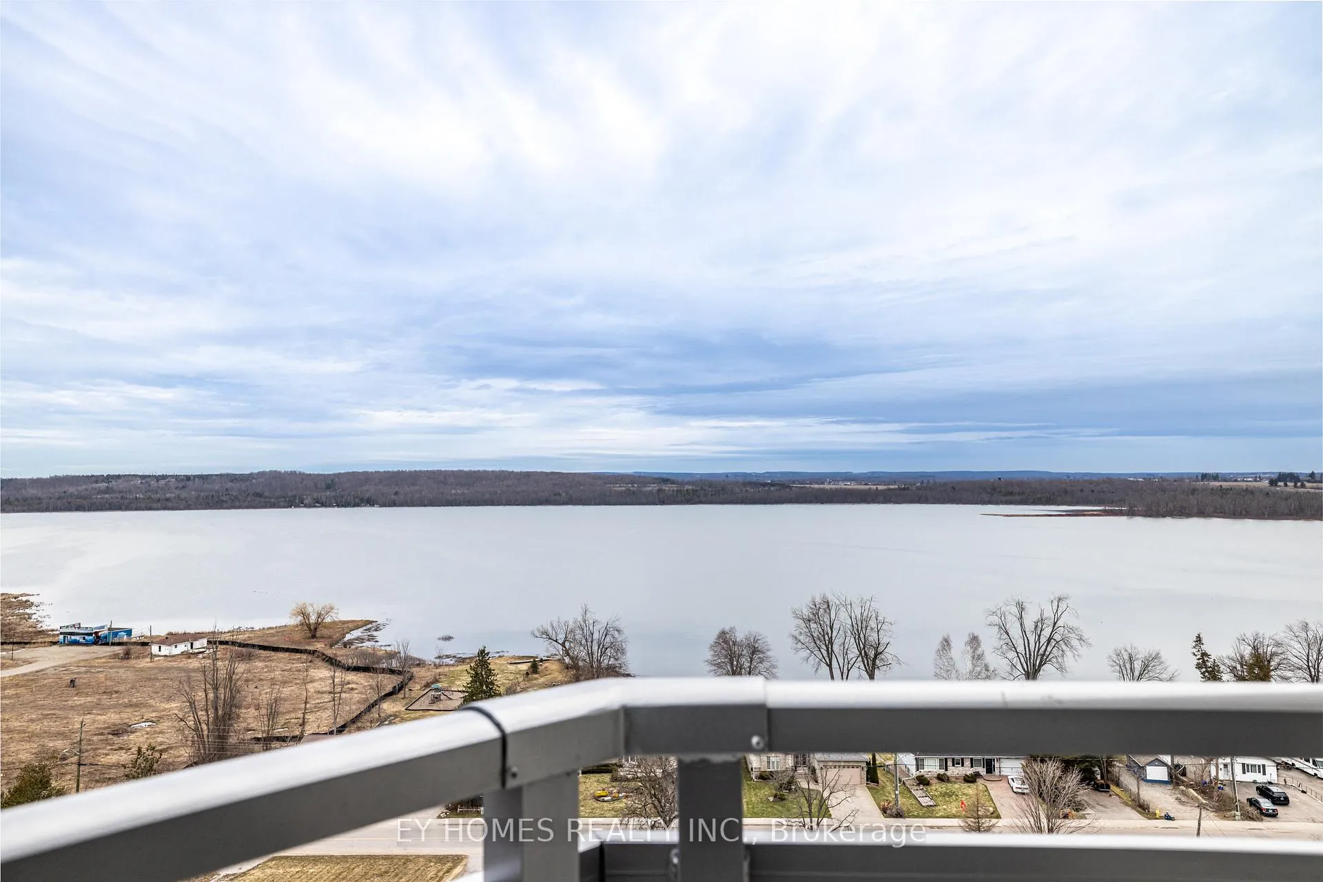 Photo 19 of Unit 905, 56 Lakeside Terrace, Barrie, Little Lake — HOMEH