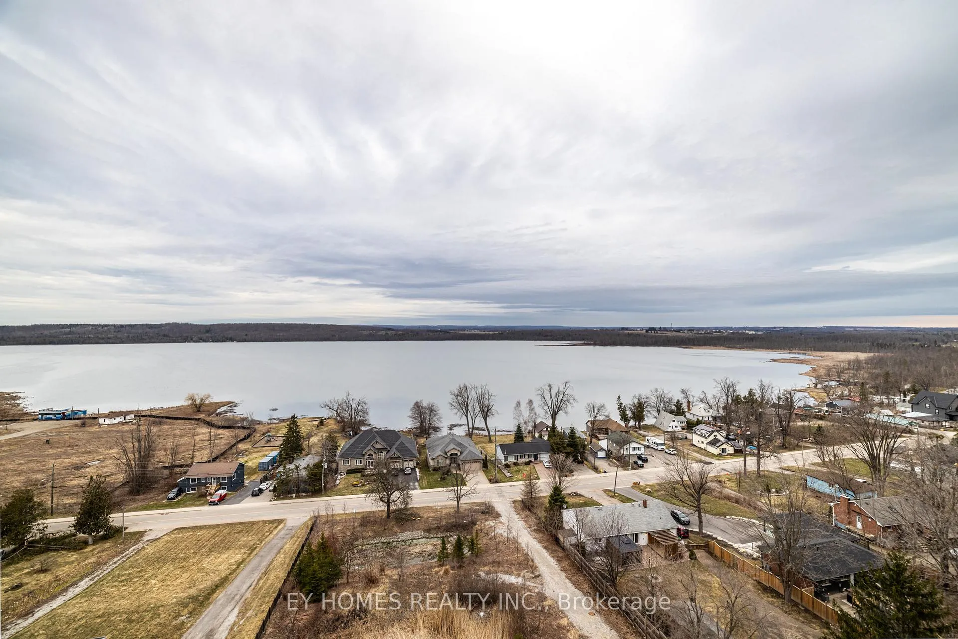 Photo 21 of Unit 905, 56 Lakeside Terrace, Barrie, Little Lake — HOMEH