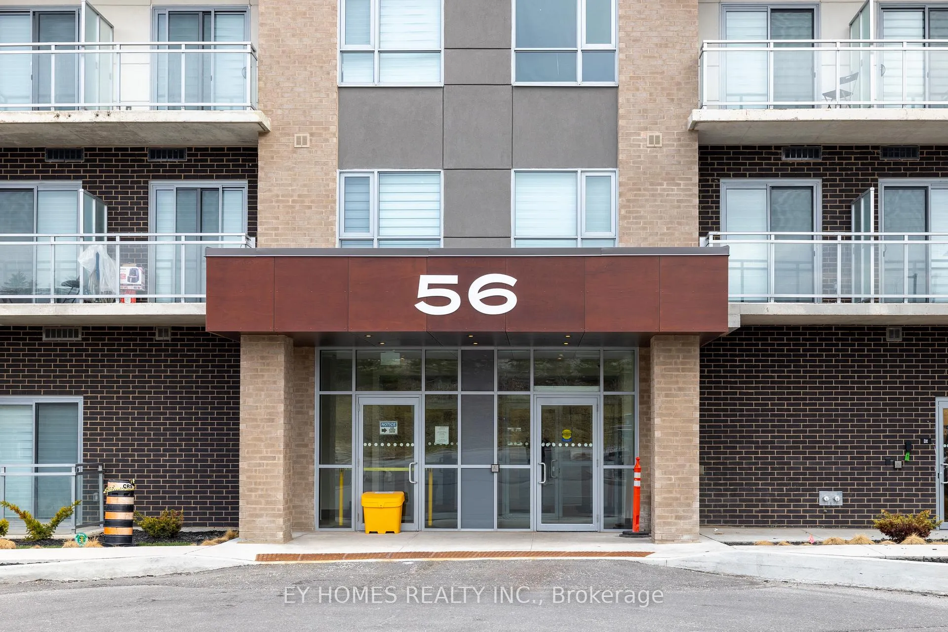 Photo 26 of Unit 905, 56 Lakeside Terrace, Barrie, Little Lake — HOMEH