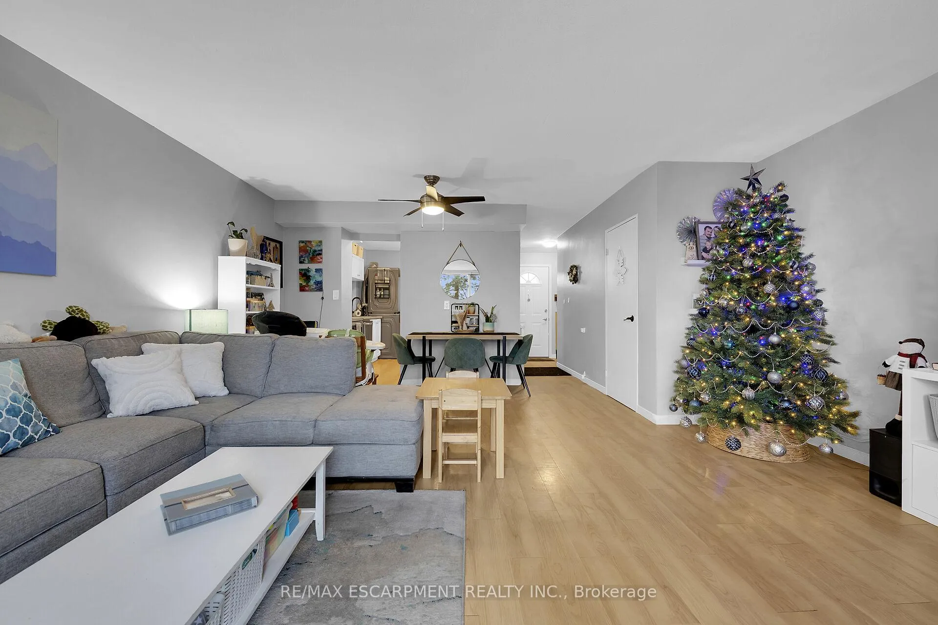 Photo 15 of Unit 215, 350 Quigley Road, Hamilton, Vincent — HOMEH