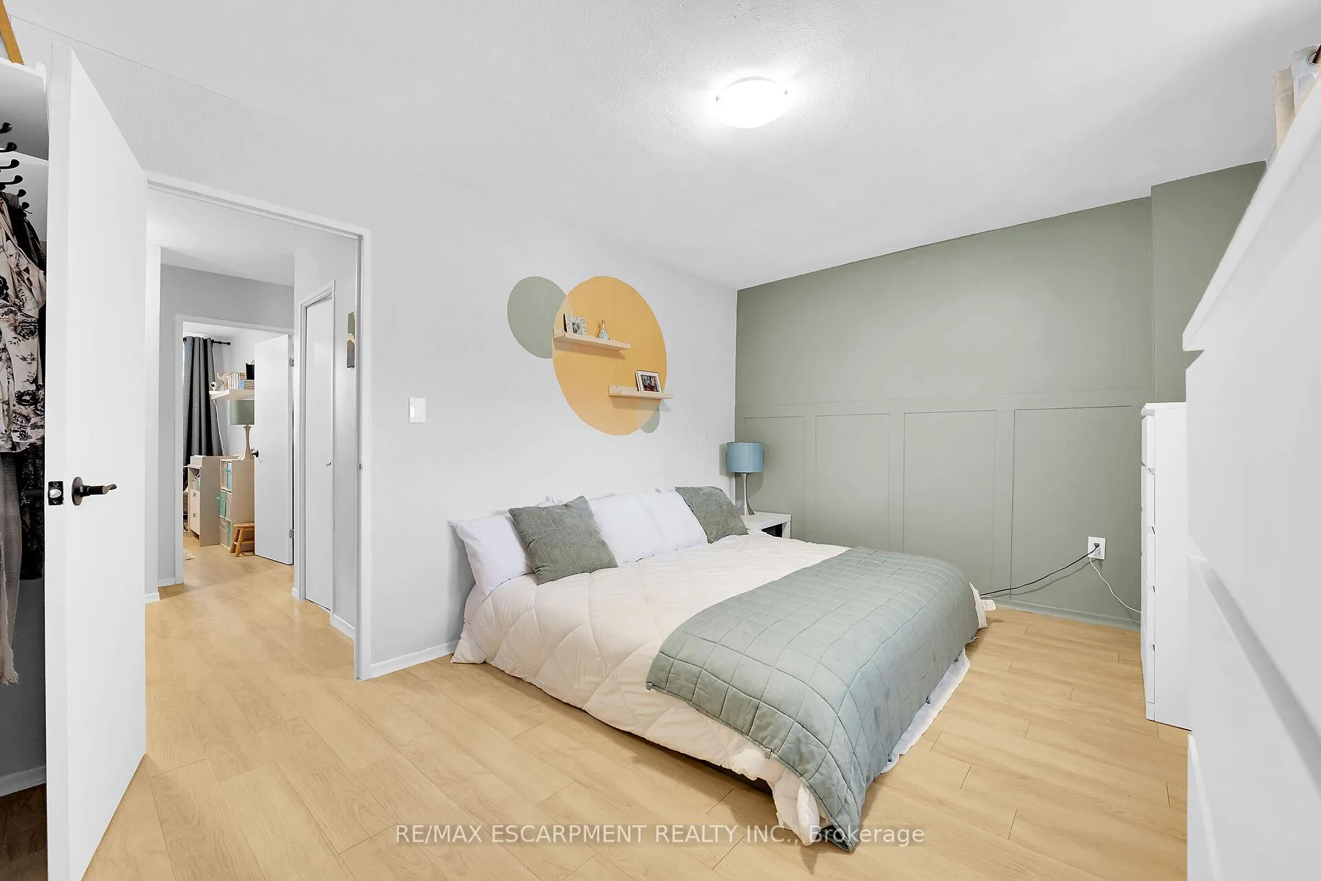 Photo 19 of Unit 215, 350 Quigley Road, Hamilton, Vincent — HOMEH
