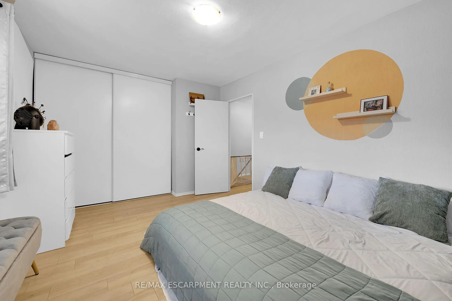 Photo 20 of Unit 215, 350 Quigley Road, Hamilton, Vincent — HOMEH