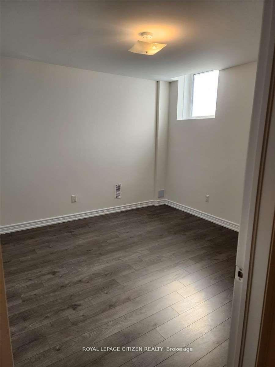 Photo 5 of Unit Bsmt, 192 Bruce Cameron Drive, Clarington, Bowmanville — HOMEH