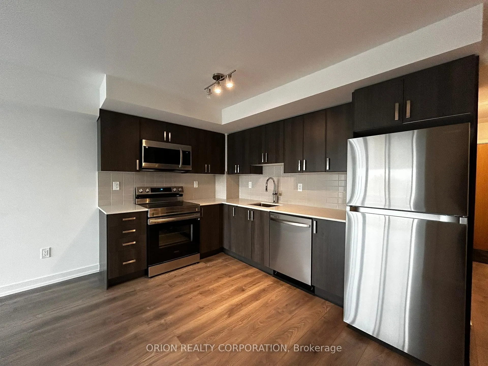 Photo 4 of Unit 216, 1435 Celebration Drive, Pickering, Bay Ridges — HOMEH
