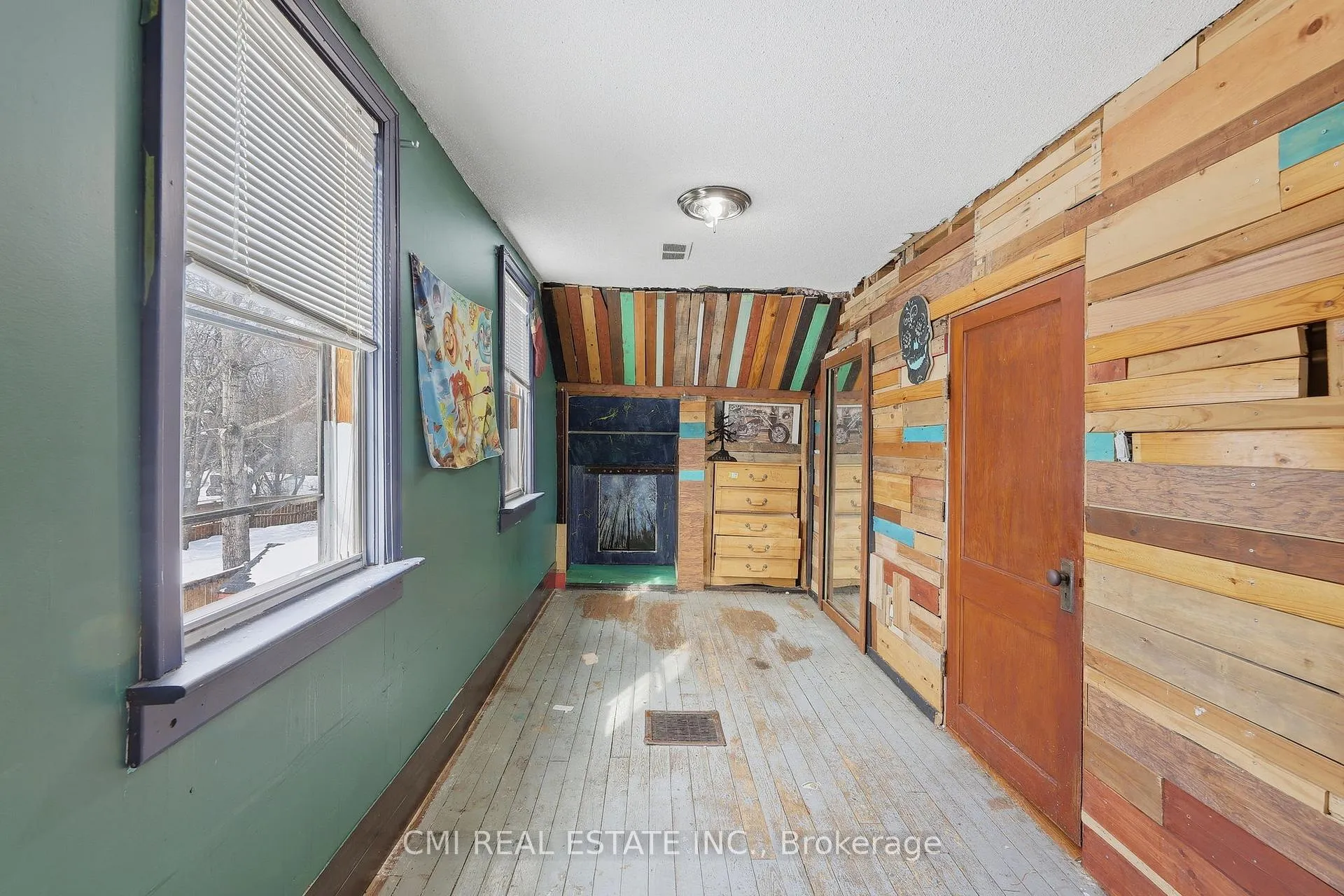 Photo 20 of 68 Pine Street, Thunder Bay — HOMEH