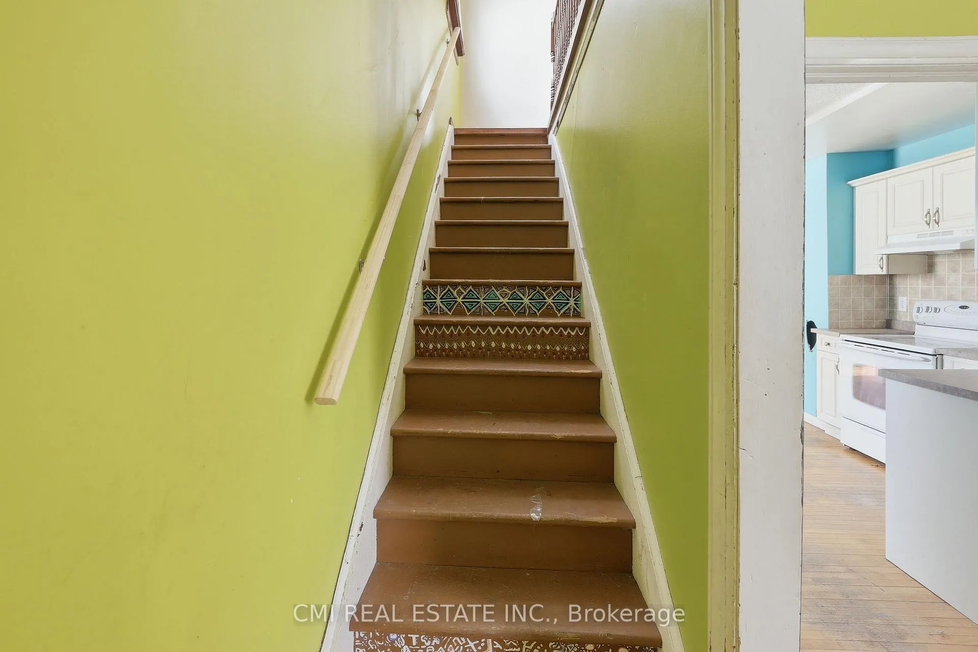 Photo 21 of 68 Pine Street, Thunder Bay — HOMEH