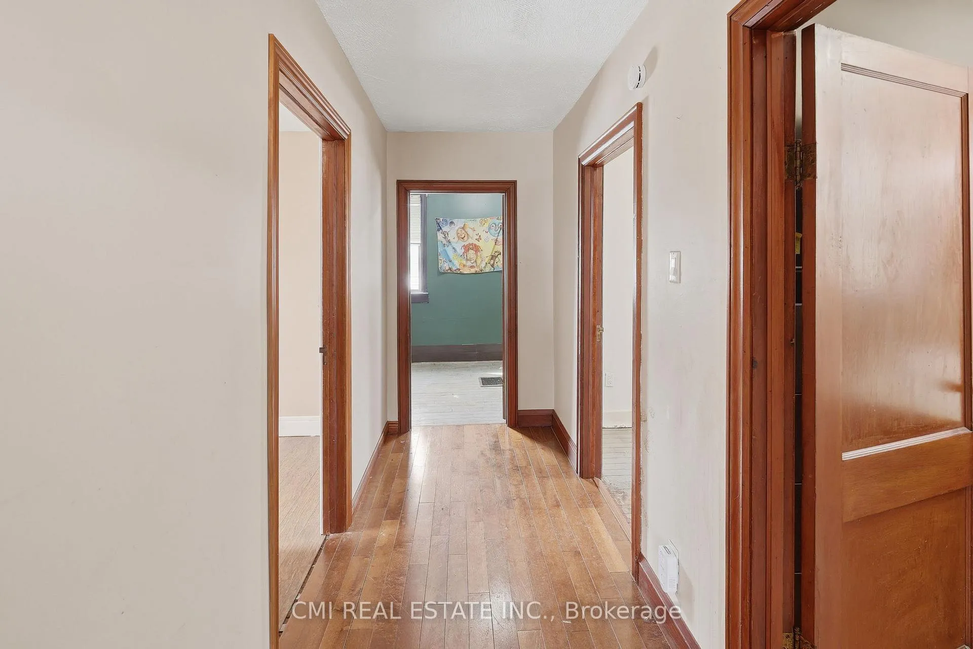 Photo 22 of 68 Pine Street, Thunder Bay — HOMEH