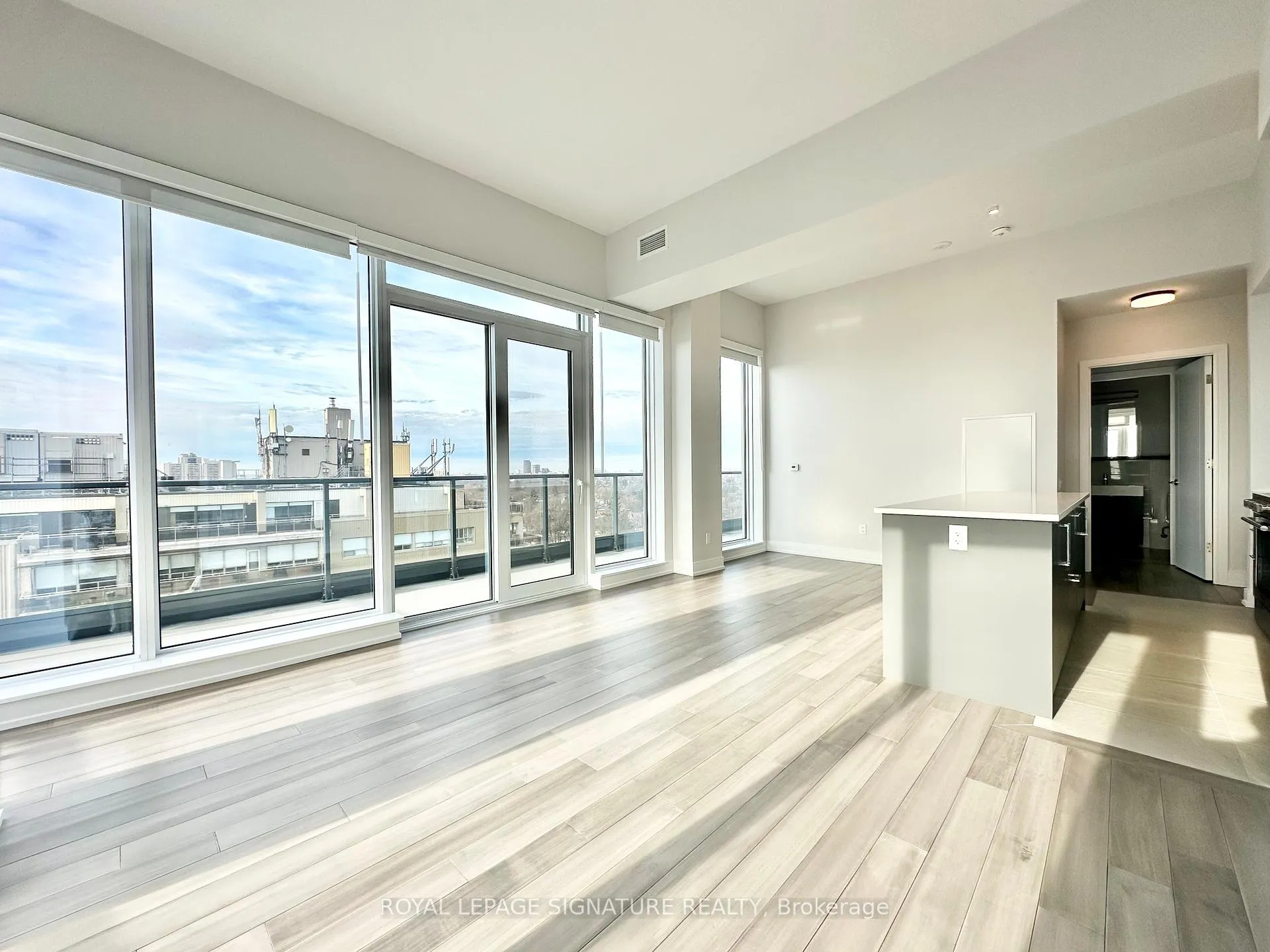 Photo 2 of Unit 1303, 2525 Bathurst Street, Toronto, Forest Hill North — HOMEH