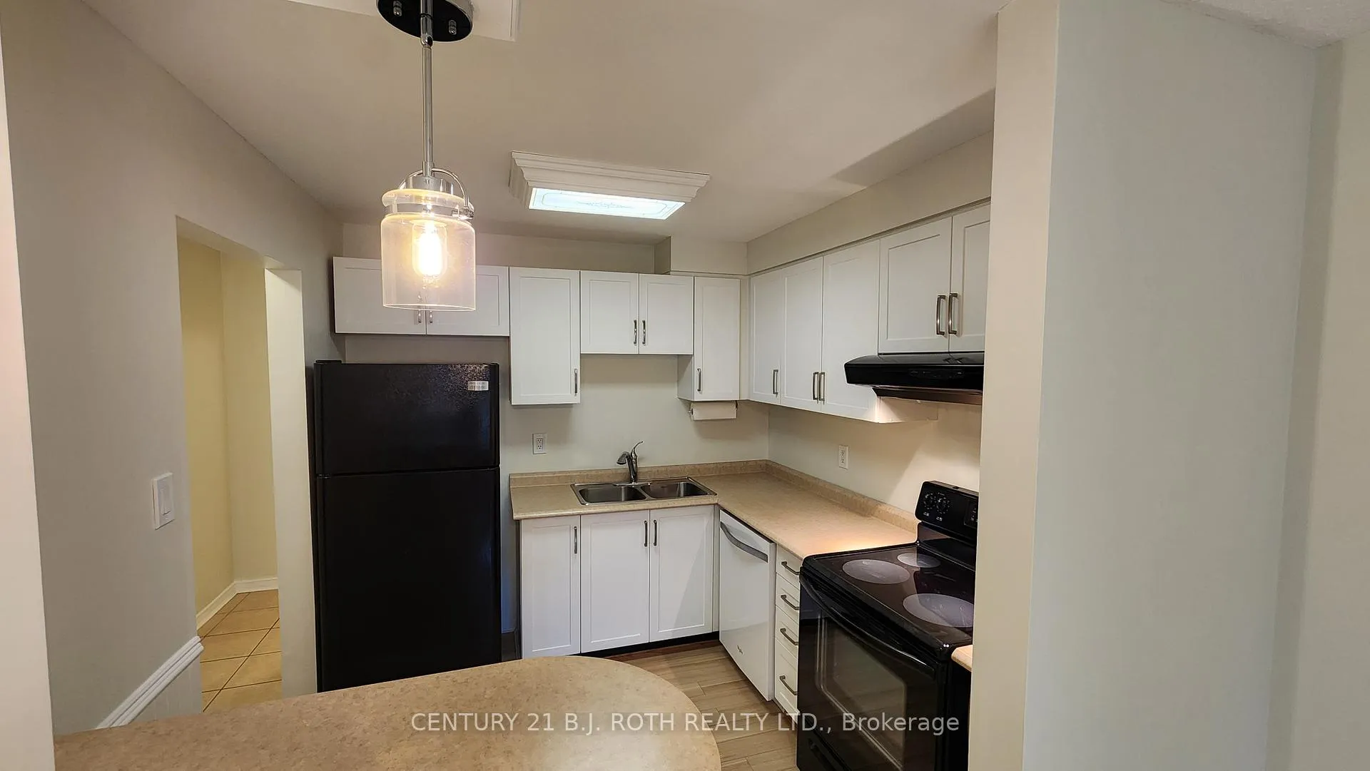Photo 6 of Unit 1, 11 Meadow Lane, Barrie, Ardagh — HOMEH