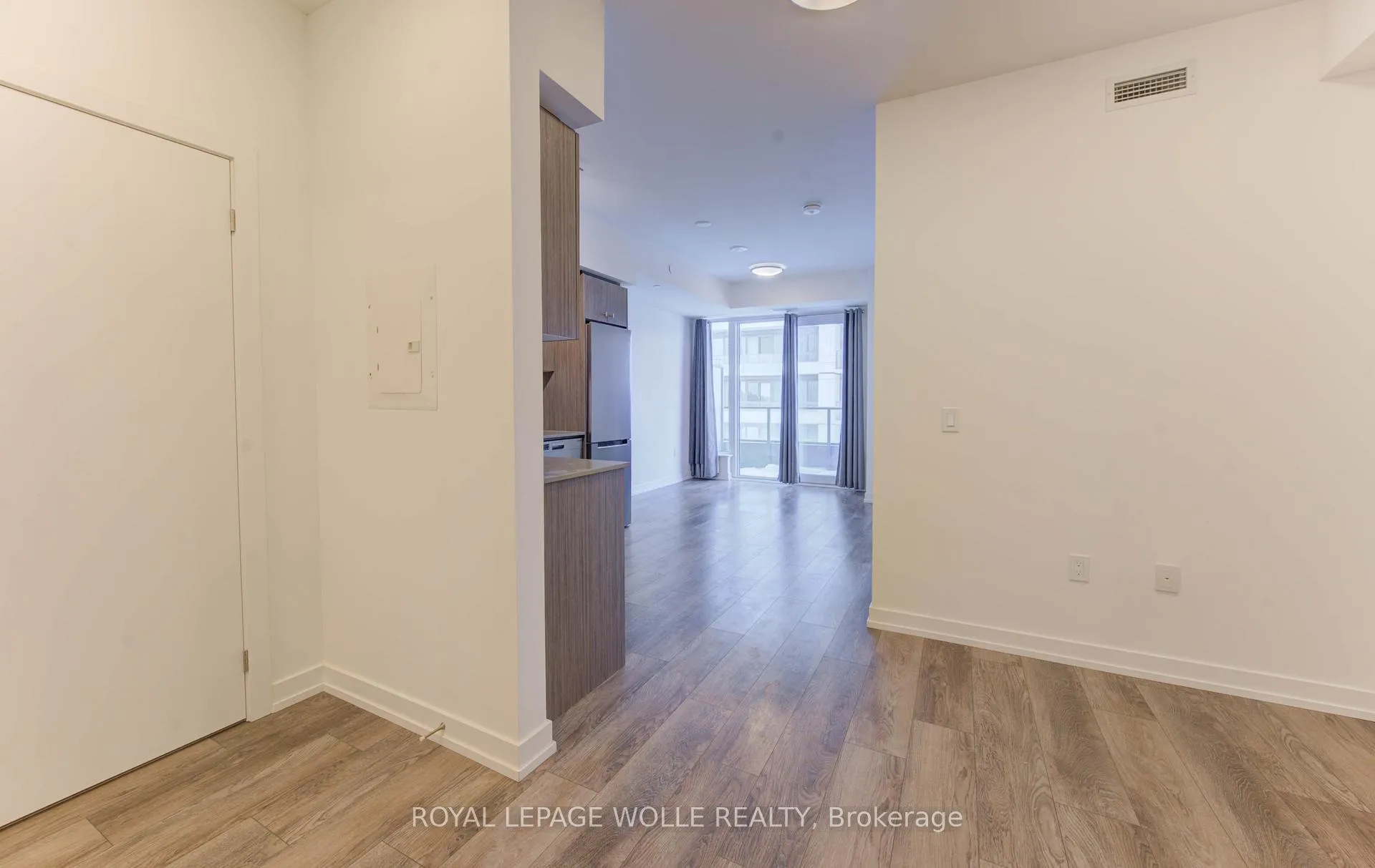 Photo 11 of Unit 701, 15 Wellington Street S, Kitchener — HOMEH