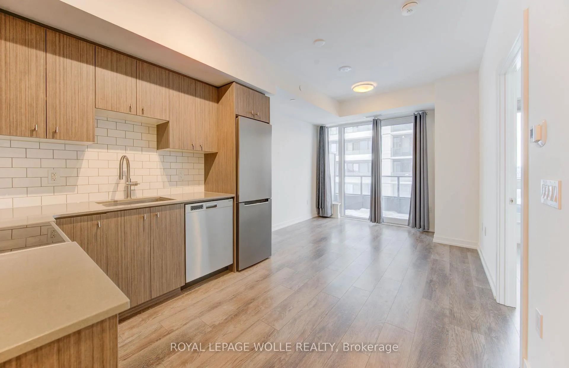 Photo 13 of Unit 701, 15 Wellington Street S, Kitchener — HOMEH