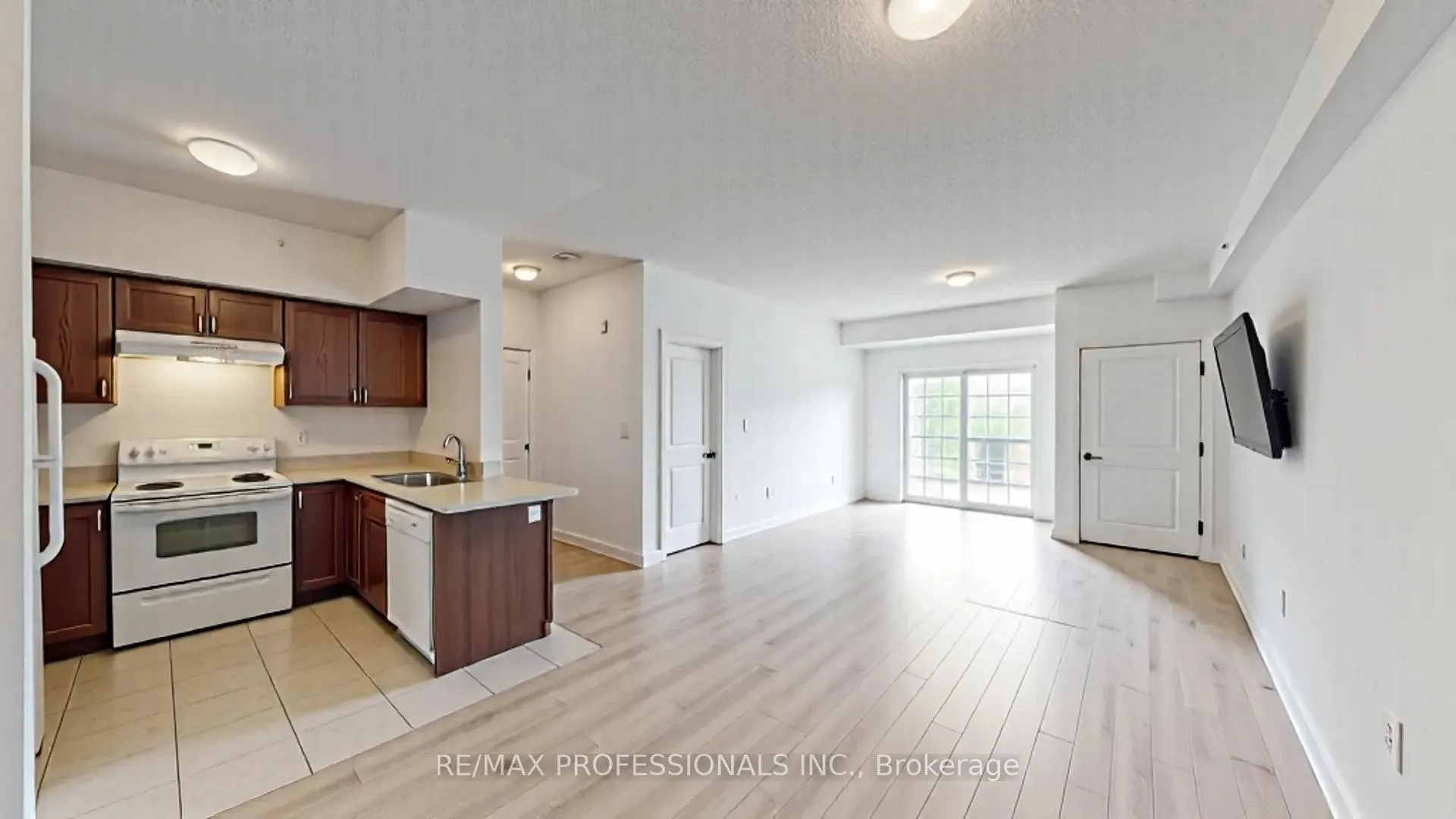 Photo 9 of Unit 107, 5 Greenwich Street, Barrie, Ardagh — HOMEH
