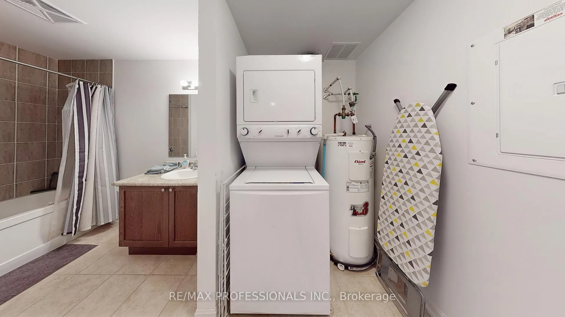 Photo 16 of Unit 107, 5 Greenwich Street, Barrie, Ardagh — HOMEH