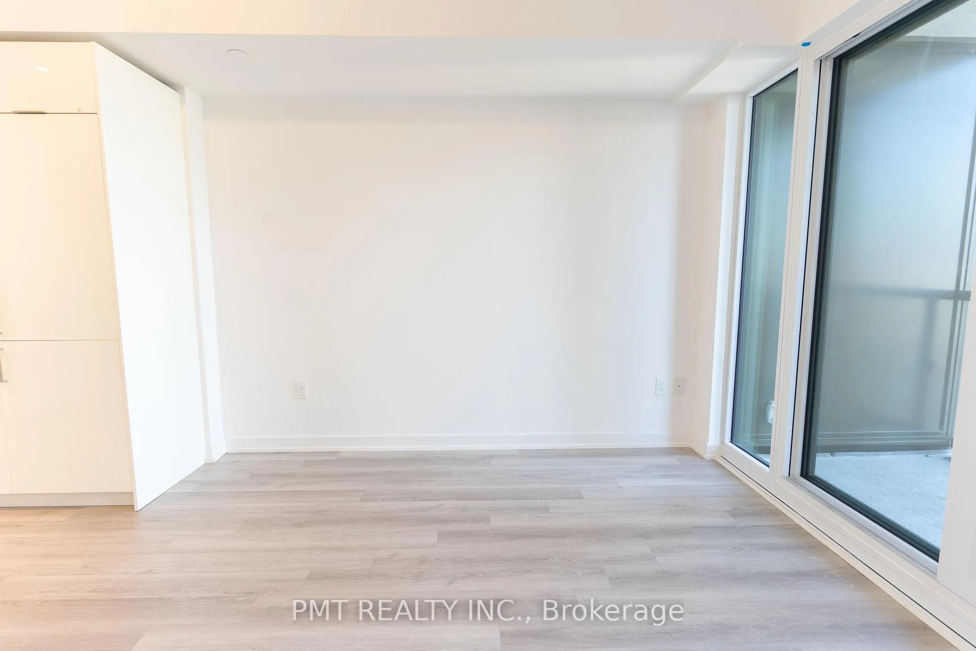 Photo 4 of Unit 2710, 238 Simcoe Street, Toronto, Kensington-Chinatown — HOMEH