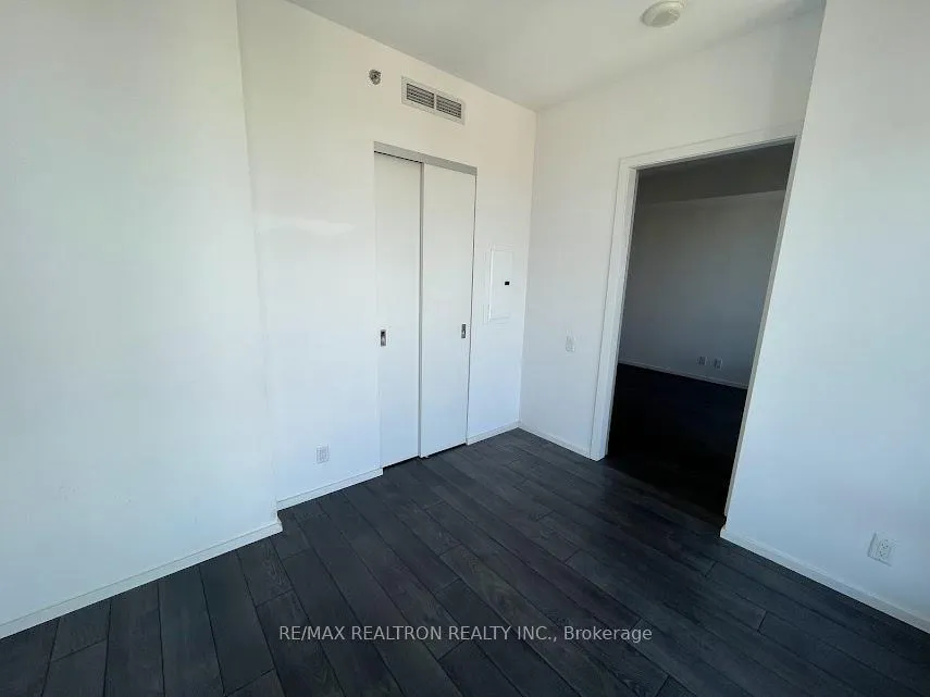 Photo 3 of Unit 3101, 5 St Joseph Avenue, Toronto, Bay Street Corridor — HOMEH
