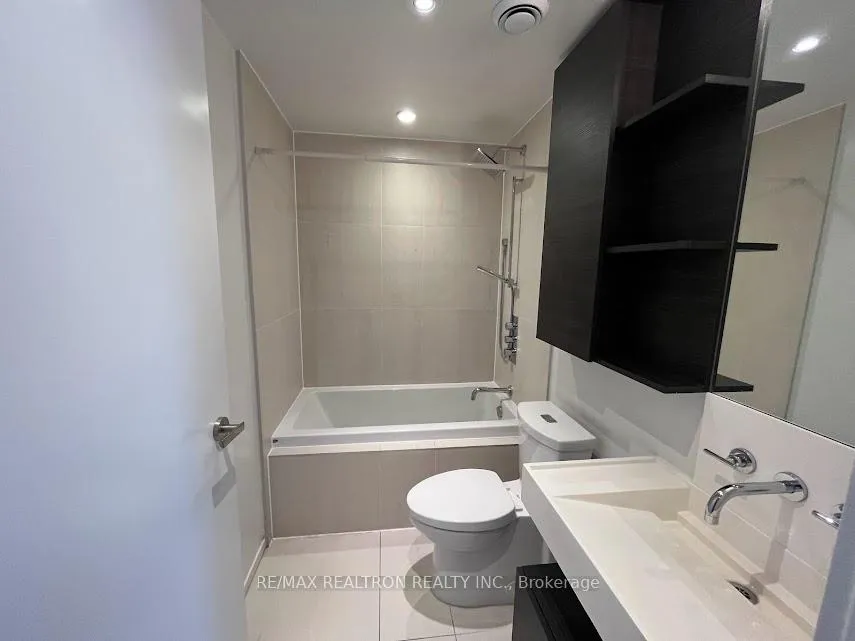 Photo 10 of Unit 3101, 5 St Joseph Avenue, Toronto, Bay Street Corridor — HOMEH