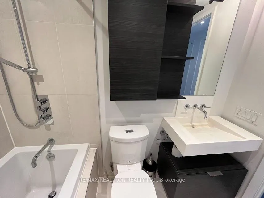 Photo 11 of Unit 3101, 5 St Joseph Avenue, Toronto, Bay Street Corridor — HOMEH