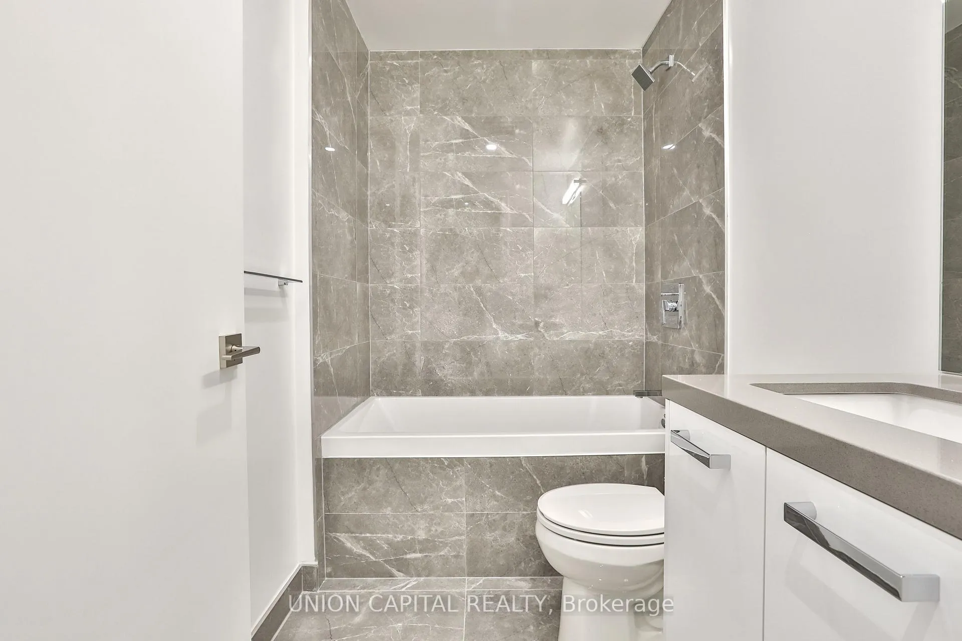 Photo 10 of Unit 202, 195 McCaul Street, Toronto, Kensington-Chinatown — HOMEH