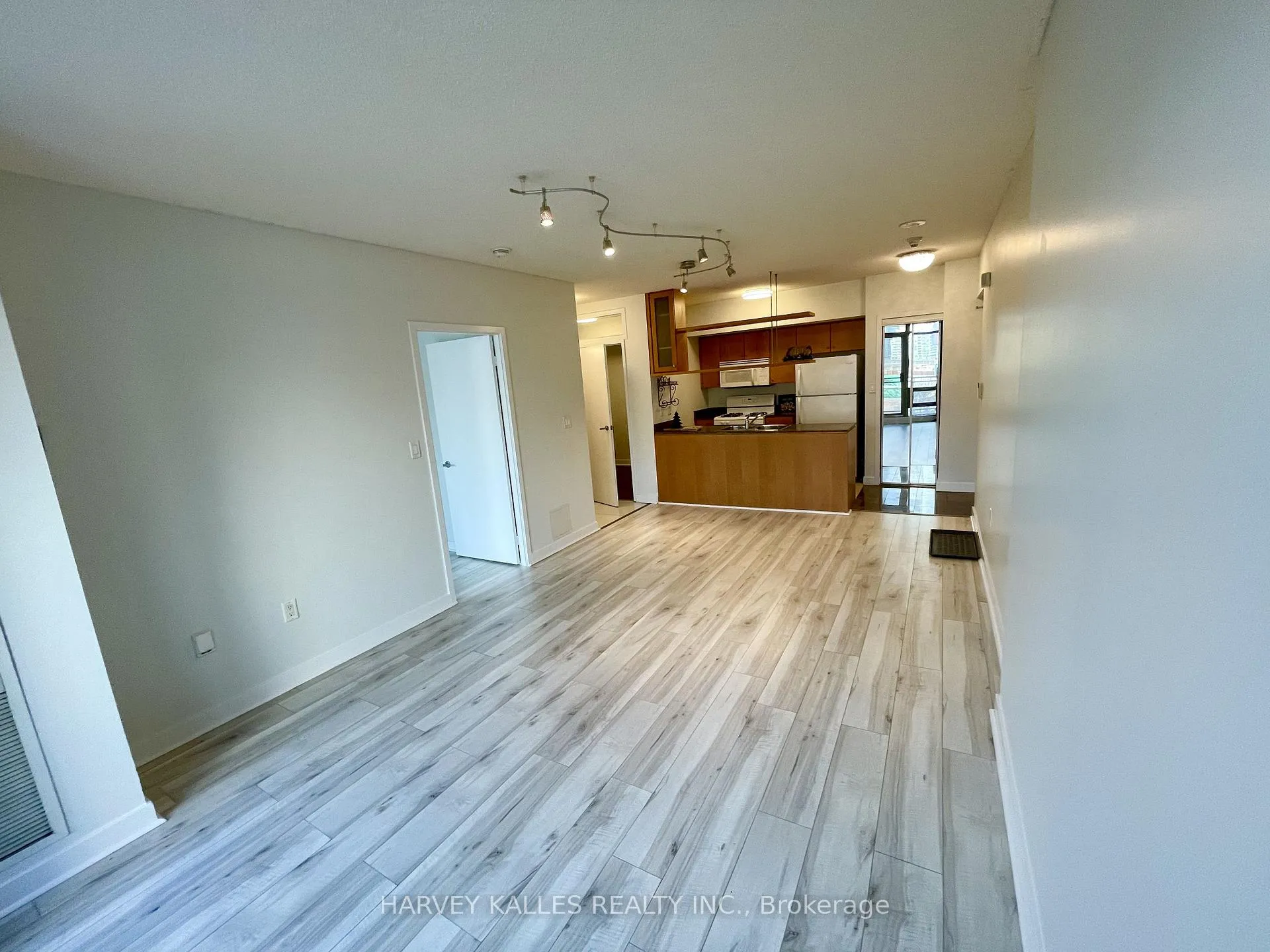 Photo 14 of Unit 208, 5 Mariner Terrace, Toronto, Waterfront Communities — HOMEH