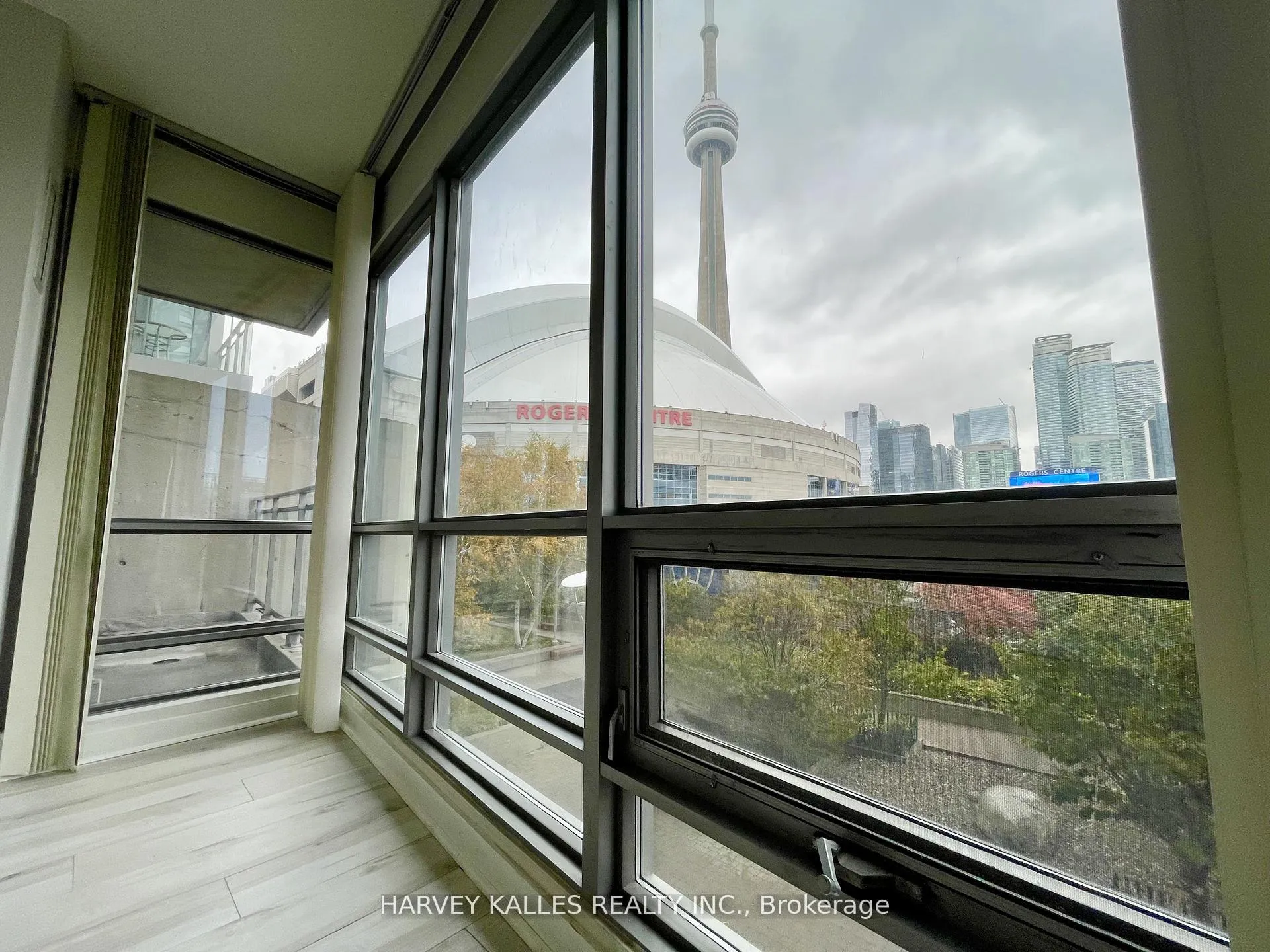 Photo 19 of Unit 208, 5 Mariner Terrace, Toronto, Waterfront Communities — HOMEH