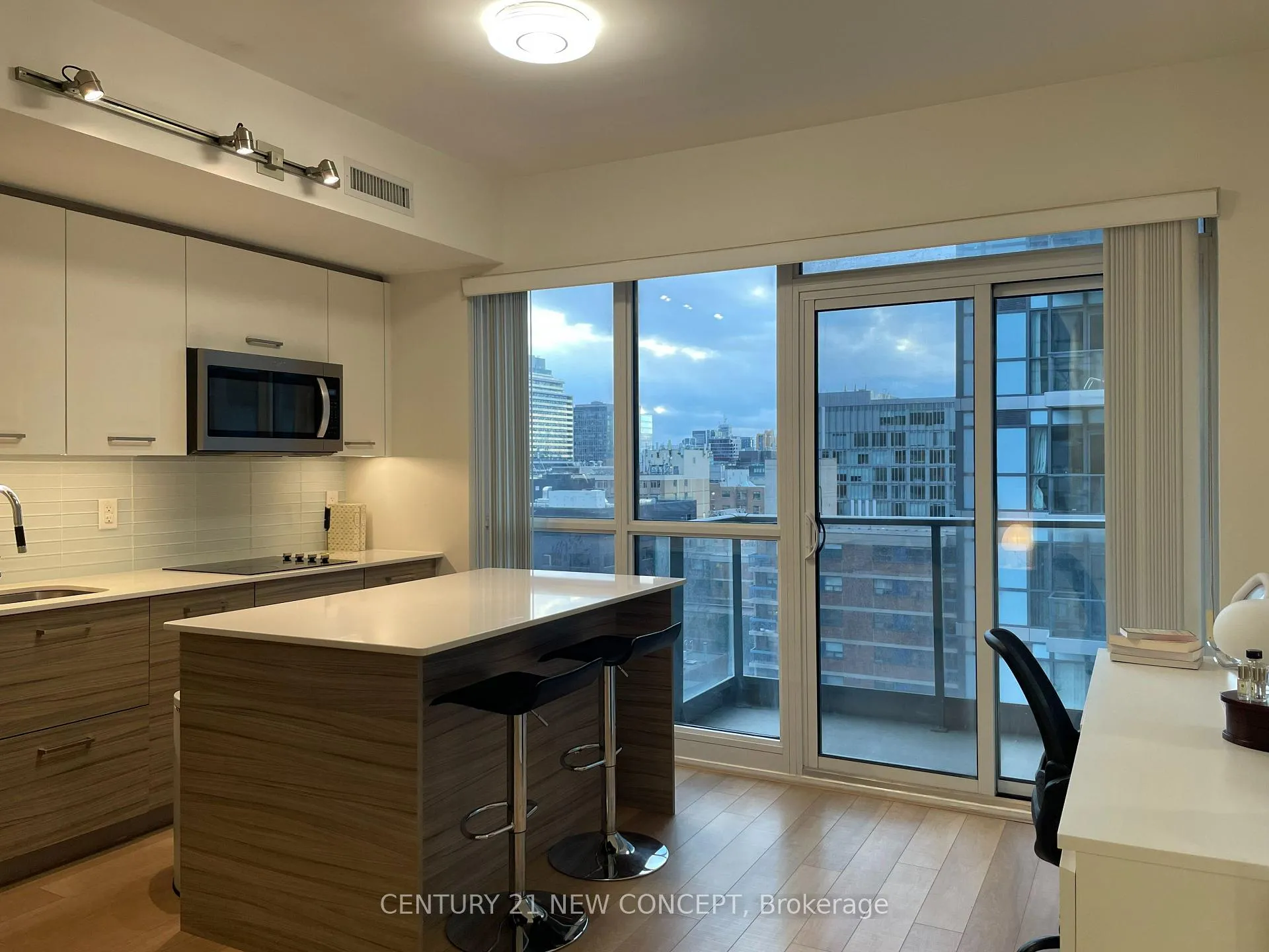 Front of Unit 1112, 210 Simcoe Street