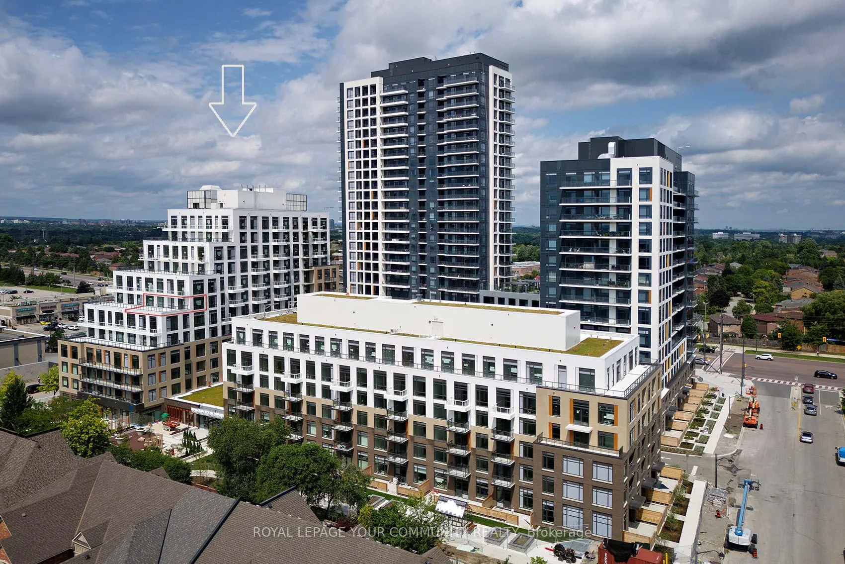 Front of Unit C711, 8 Beverley Glen Boulevard