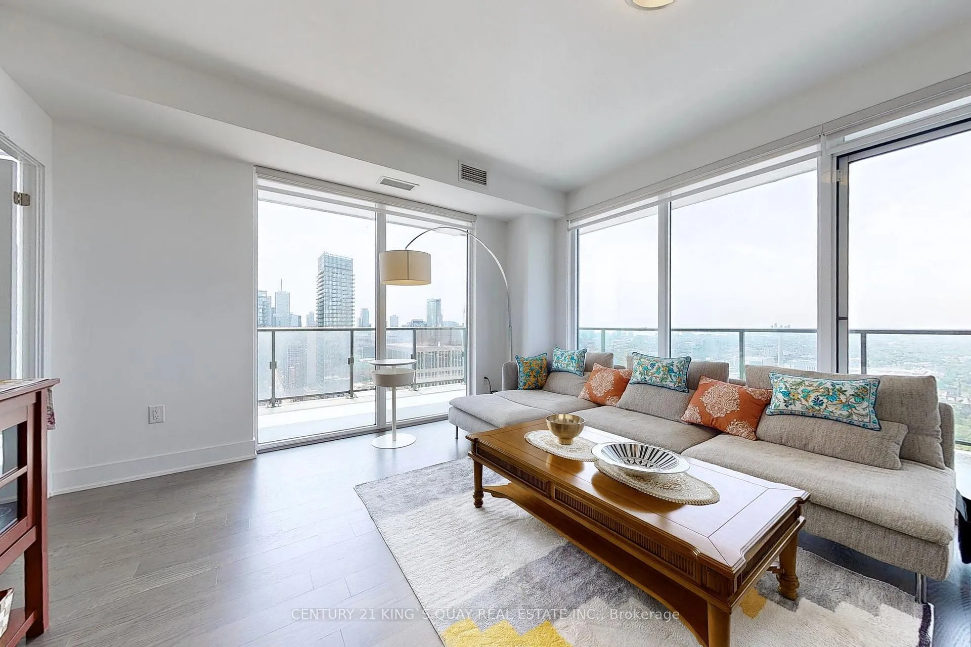 Photo 9 of Unit 3503, 955 Bay Street, Toronto, Bay Street Corridor — HOMEH