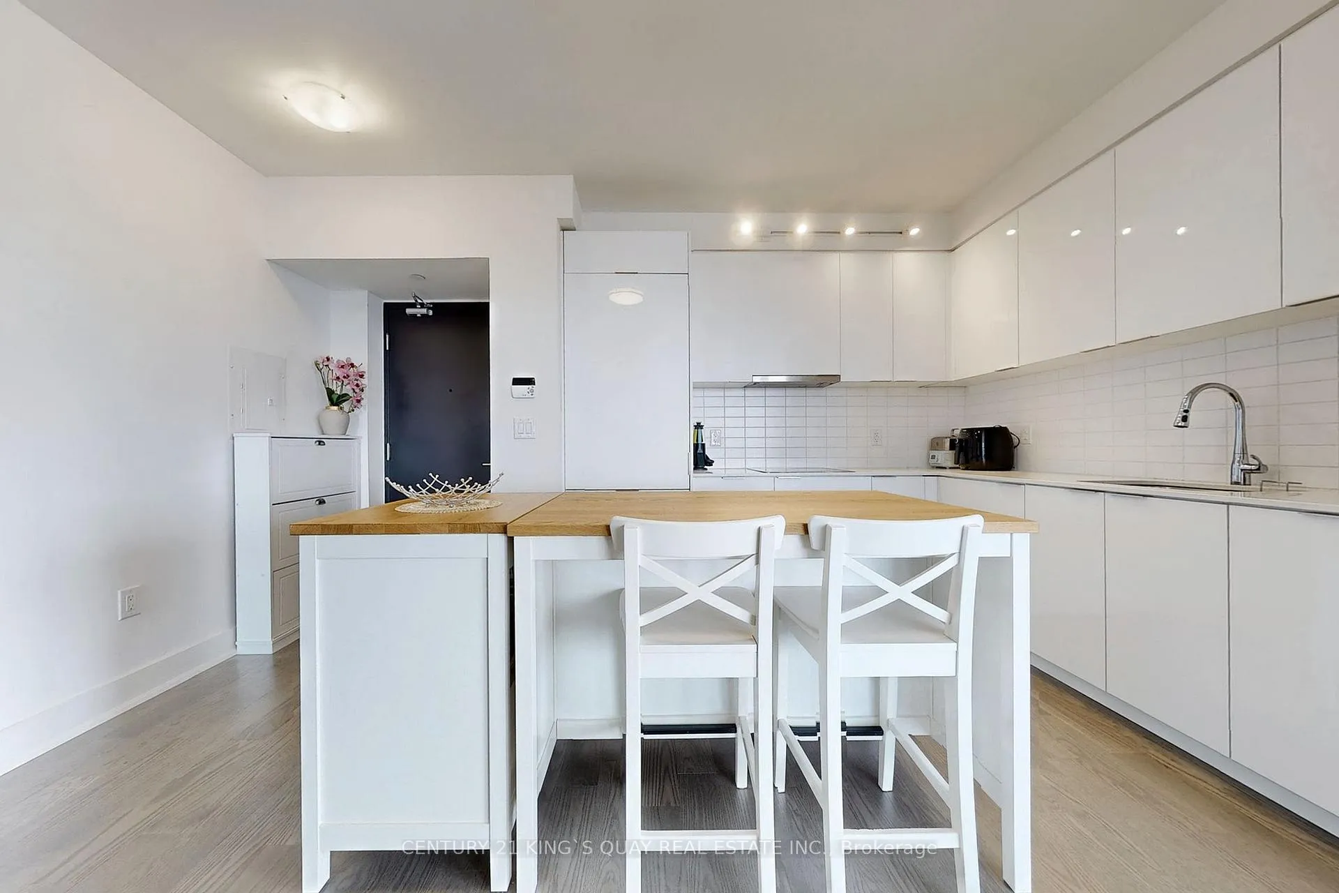 Photo 13 of Unit 3503, 955 Bay Street, Toronto, Bay Street Corridor — HOMEH