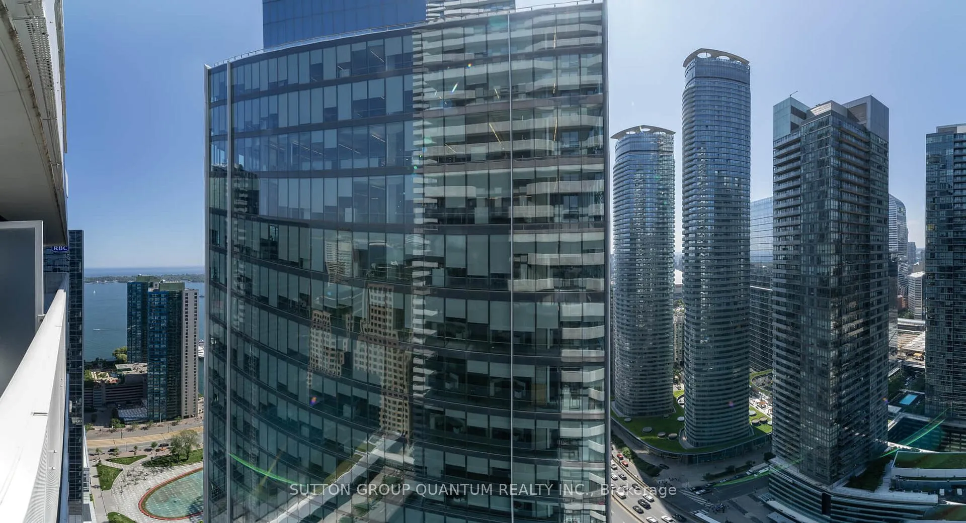 Photo 16 of Unit 4111, 100 Harbour Street, Toronto, Waterfront Communities — HOMEH