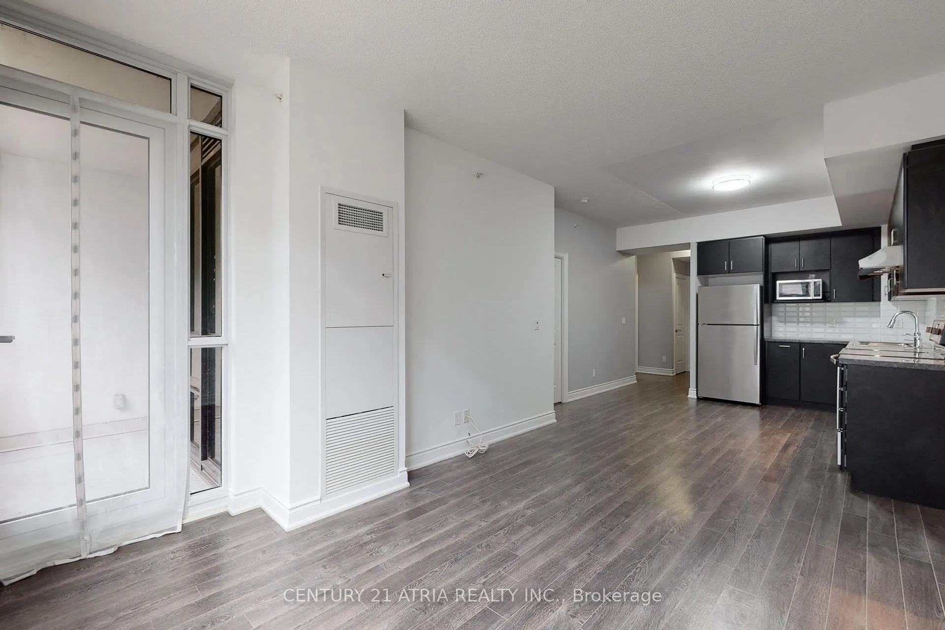 Photo 3 of Unit D309, 33 Clegg Road, Markham, Unionville — HOMEH