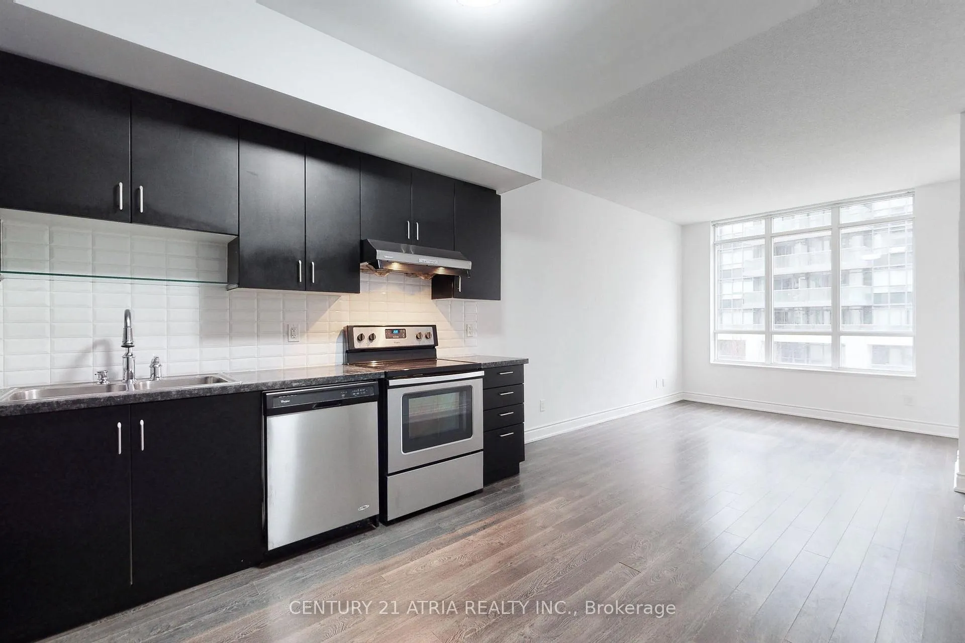 Photo 6 of Unit D309, 33 Clegg Road, Markham, Unionville — HOMEH