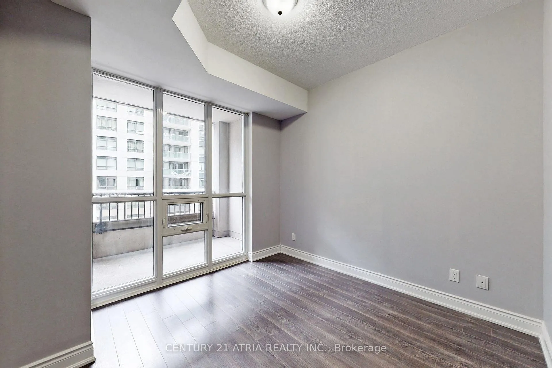 Photo 8 of Unit D309, 33 Clegg Road, Markham, Unionville — HOMEH