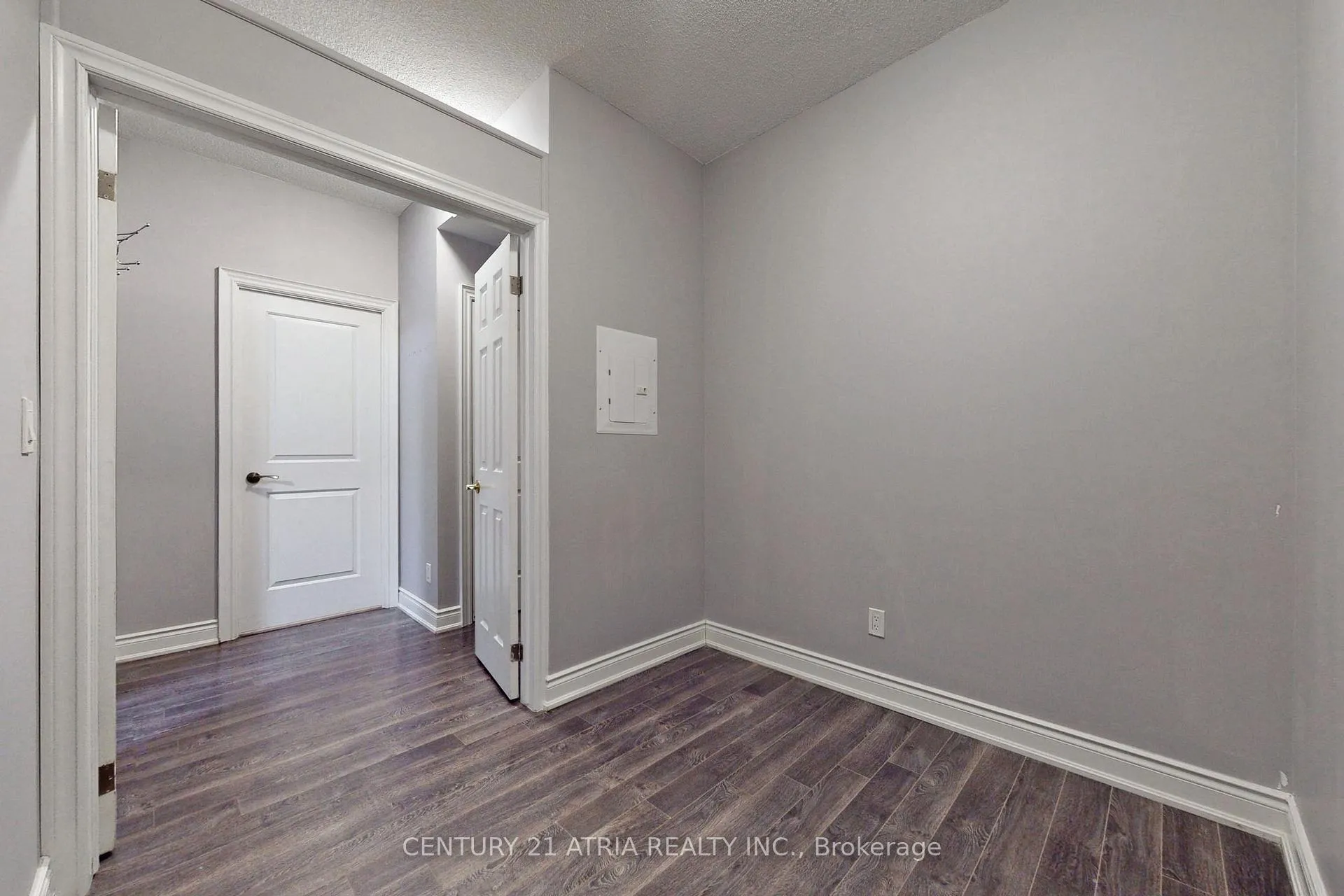 Photo 10 of Unit D309, 33 Clegg Road, Markham, Unionville — HOMEH