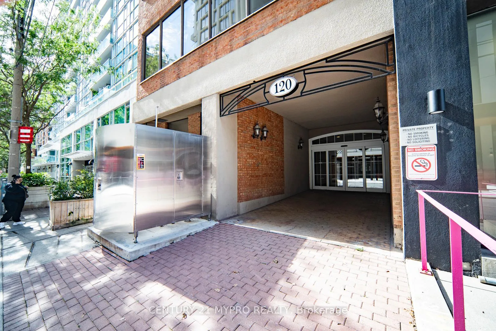 Front of Unit 810, 120 St. Patrick Street