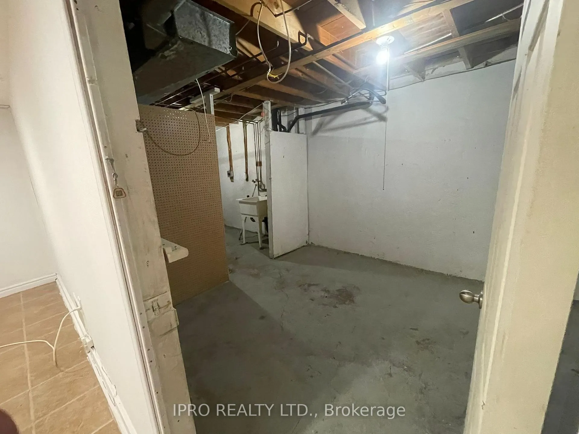 Photo 14 of Unit 28, 50 Bell Manor Drive, Hamilton, Riverdale — HOMEH
