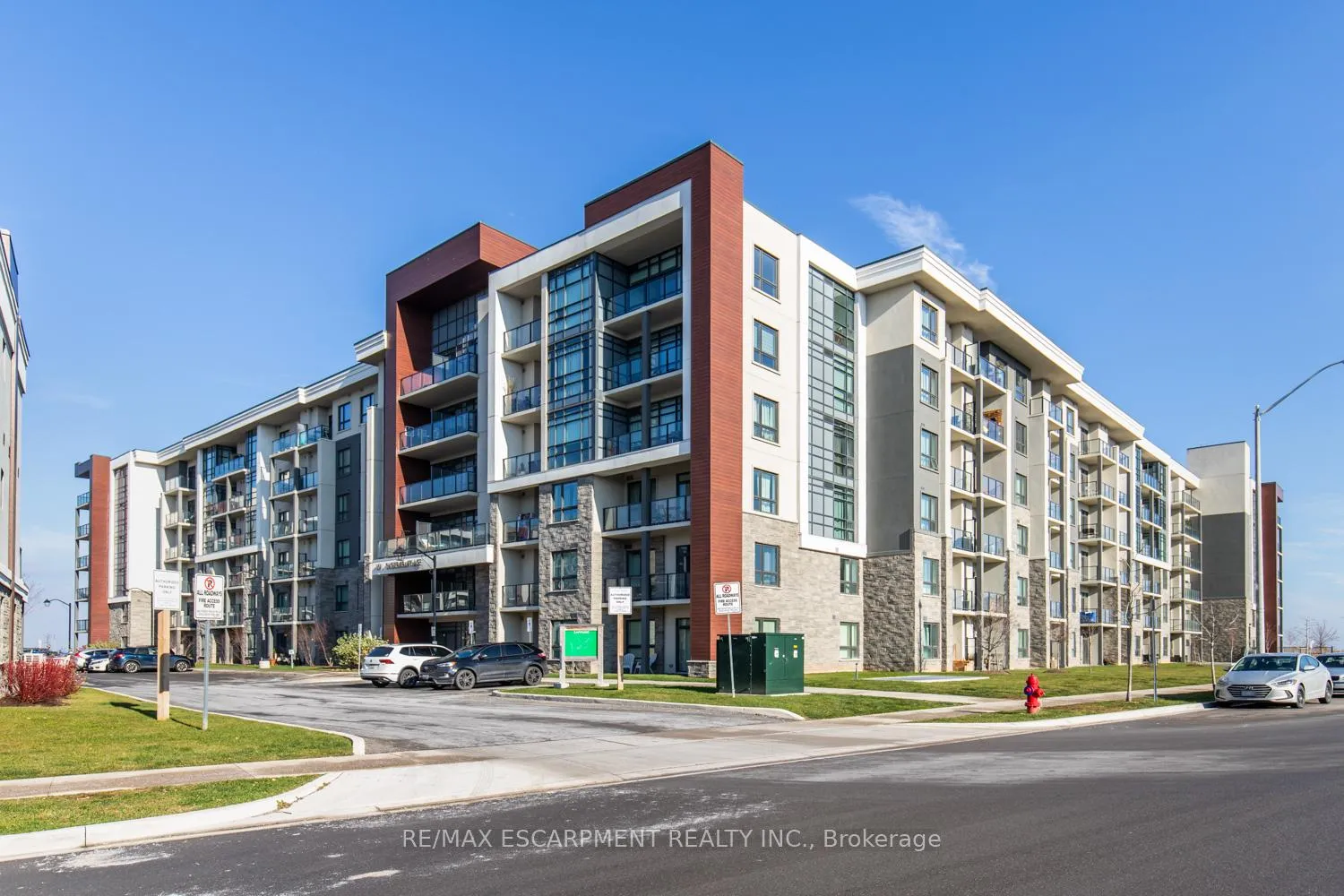 Photo 1 of Unit 533, 101 Shoreview Place, Hamilton, Stoney Creek — HOMEH