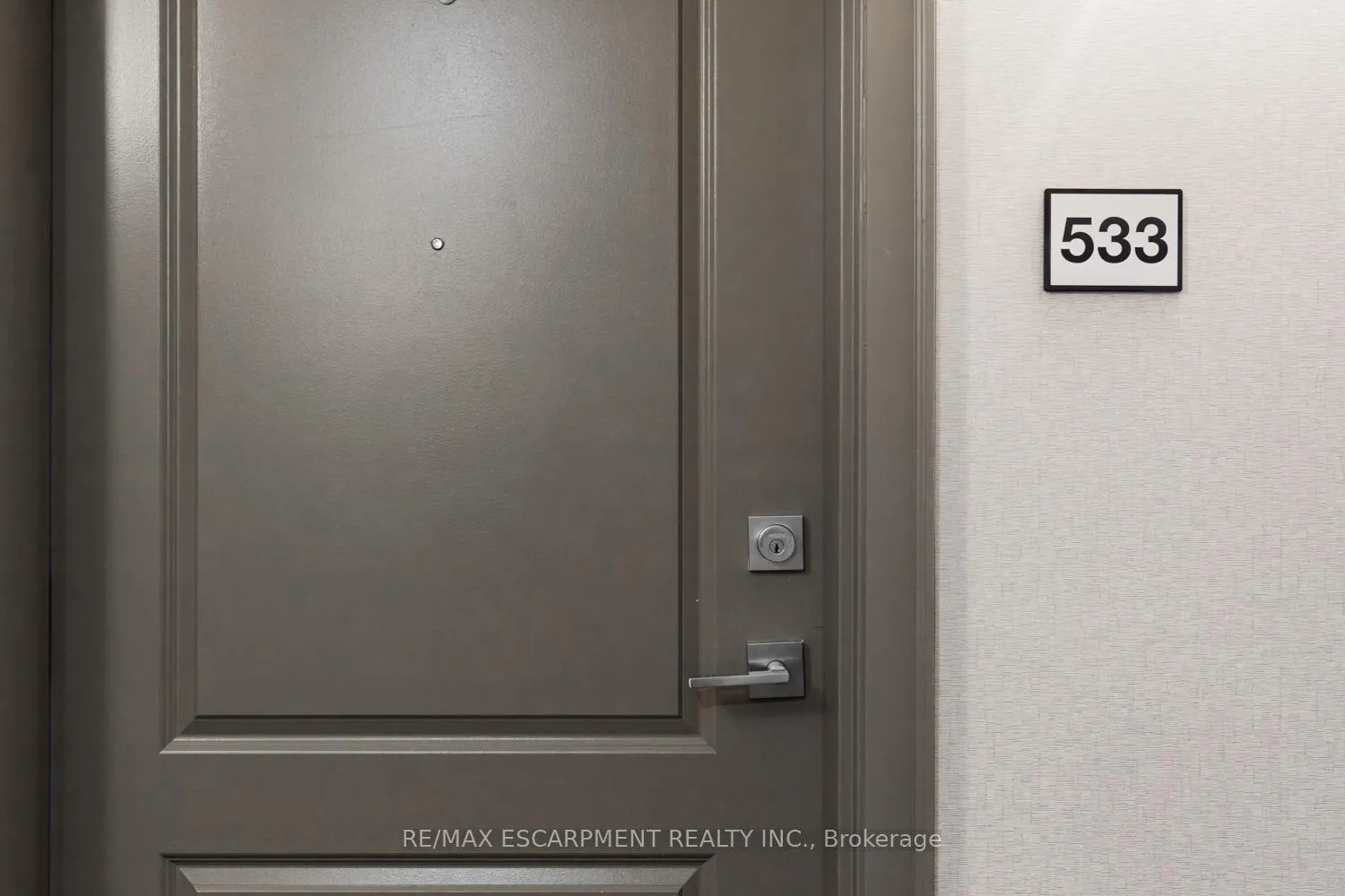 Photo 5 of Unit 533, 101 Shoreview Place, Hamilton, Stoney Creek — HOMEH