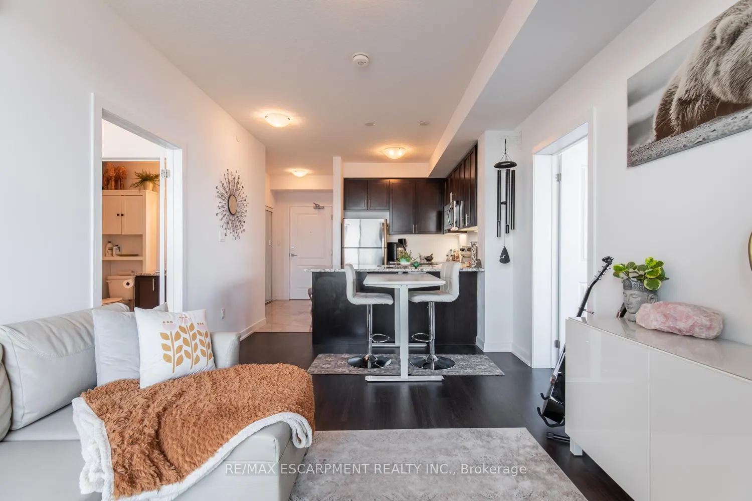 Photo 11 of Unit 533, 101 Shoreview Place, Hamilton, Stoney Creek — HOMEH