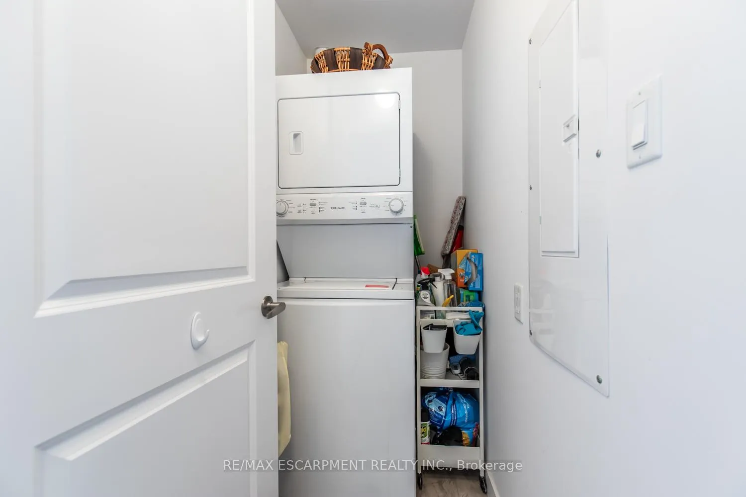 Photo 34 of Unit 533, 101 Shoreview Place, Hamilton, Stoney Creek — HOMEH