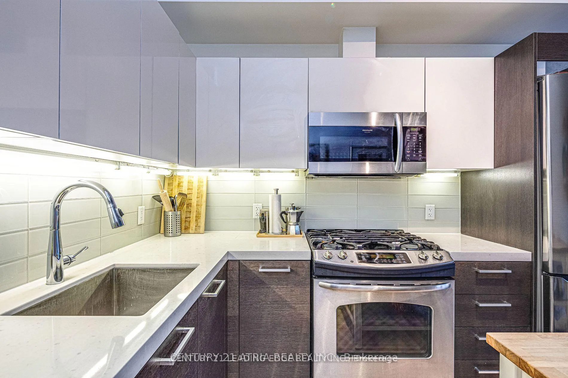 Photo 10 of Unit 508, 25 Stafford Street, Toronto, Niagara — HOMEH