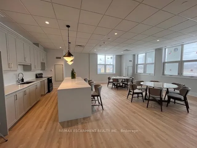 Photo 17 of Unit 401, 1936 Rymal Road E, Hamilton, Stoney Creek — HOMEH