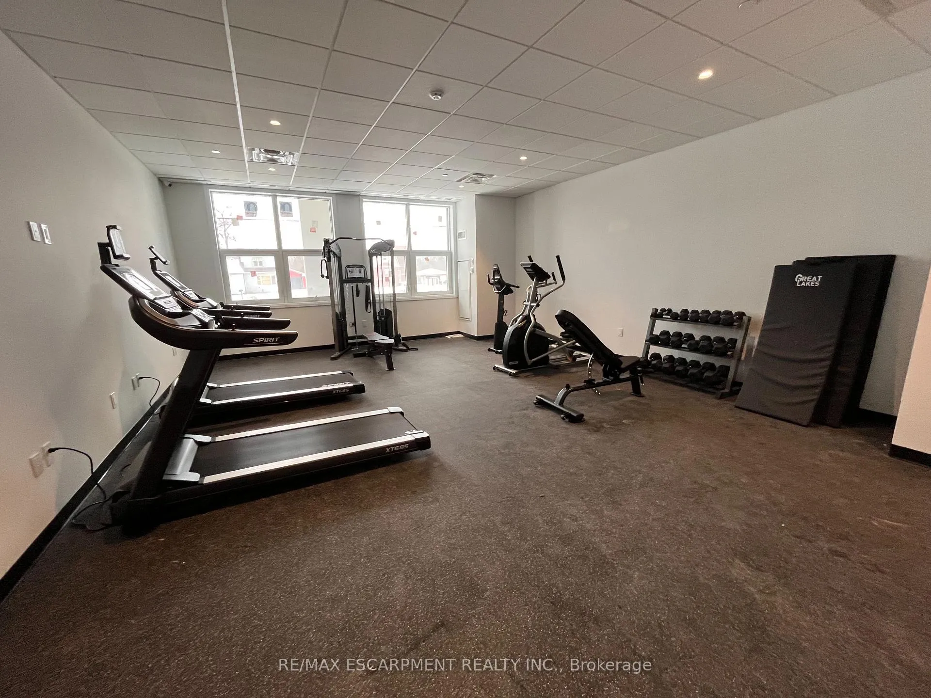 Photo 23 of Unit 401, 1936 Rymal Road E, Hamilton, Stoney Creek — HOMEH