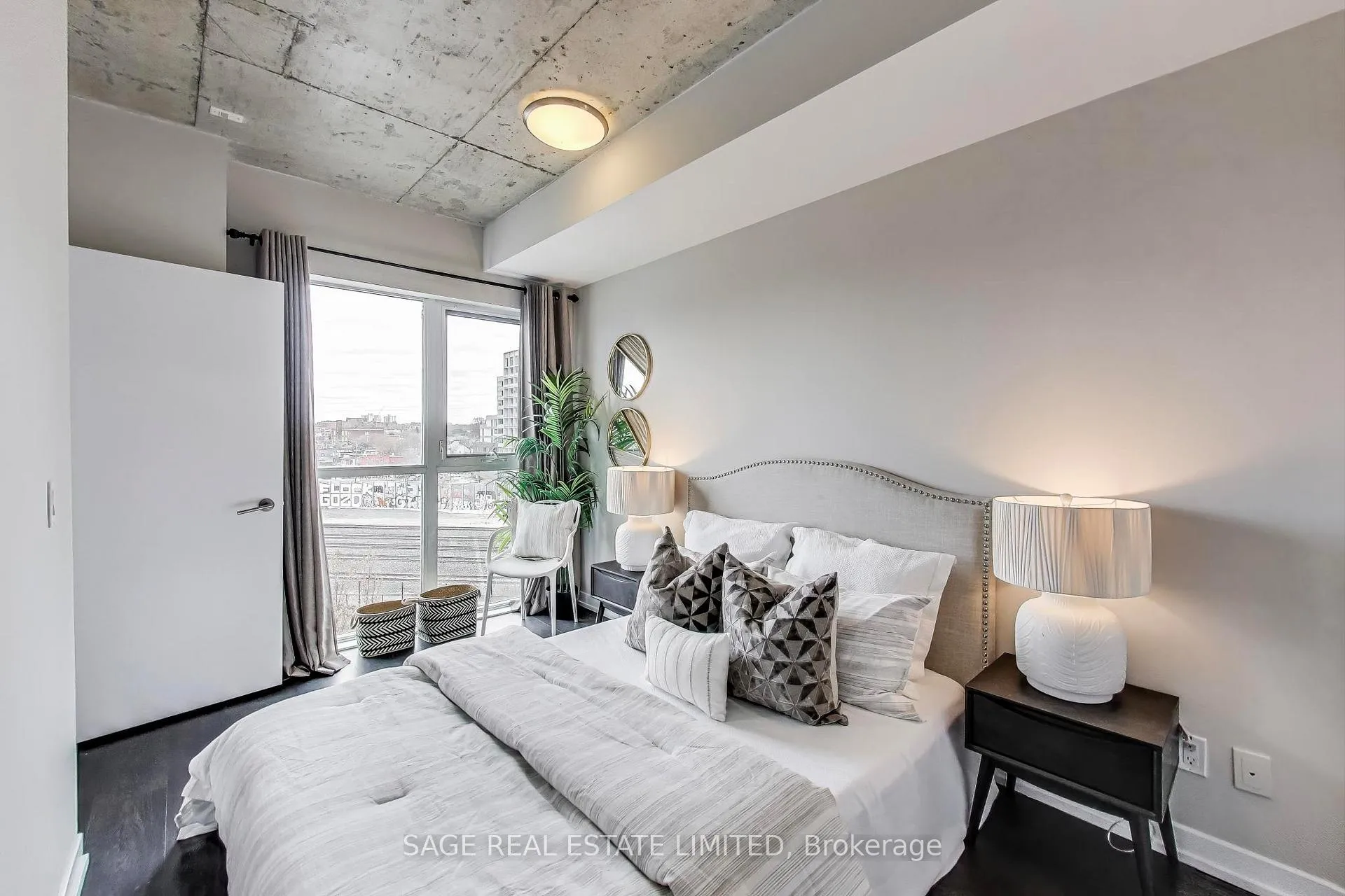 Photo 8 of Unit 604, 1205 Queen Street W, Toronto, Trinity-Bellwoods — HOMEH