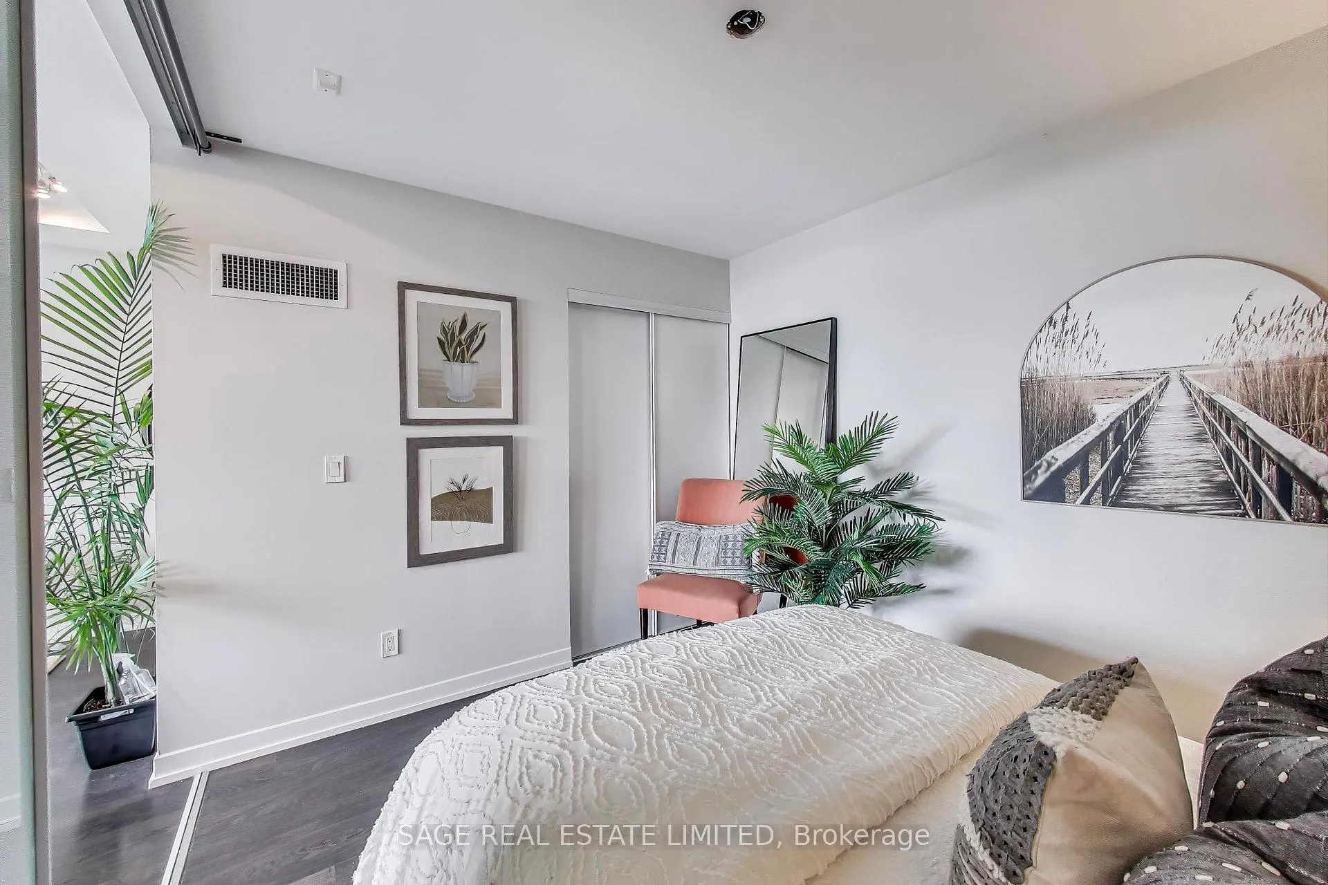 Photo 12 of Unit 604, 1205 Queen Street W, Toronto, Trinity-Bellwoods — HOMEH